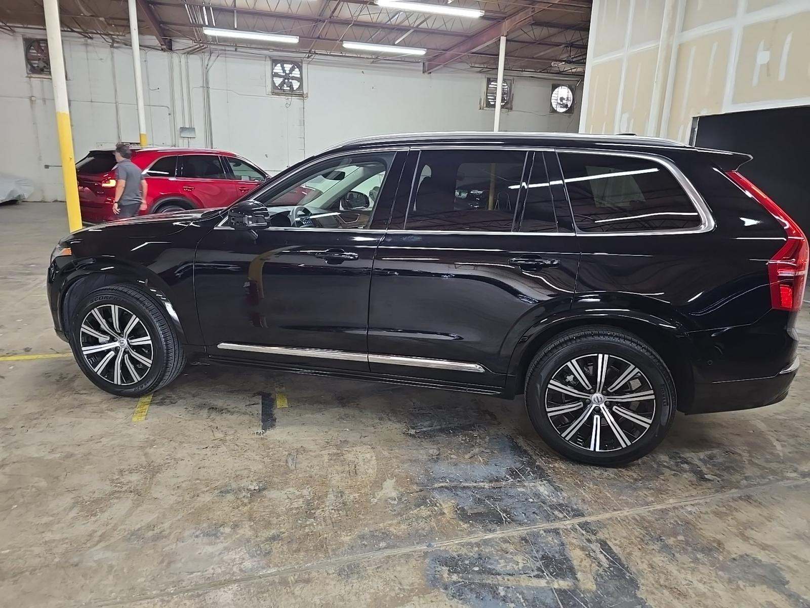 2025 Volvo XC90 B6 Plus AWD