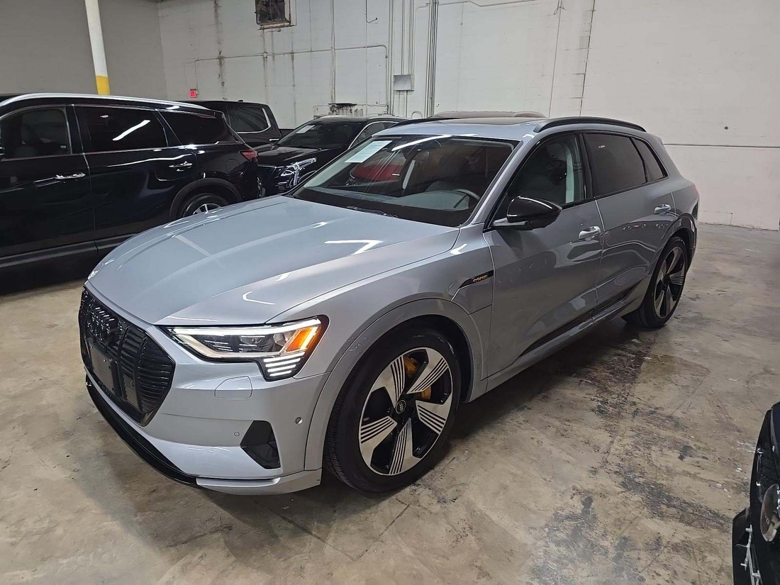 2023 Audi e-tron Premium Plus