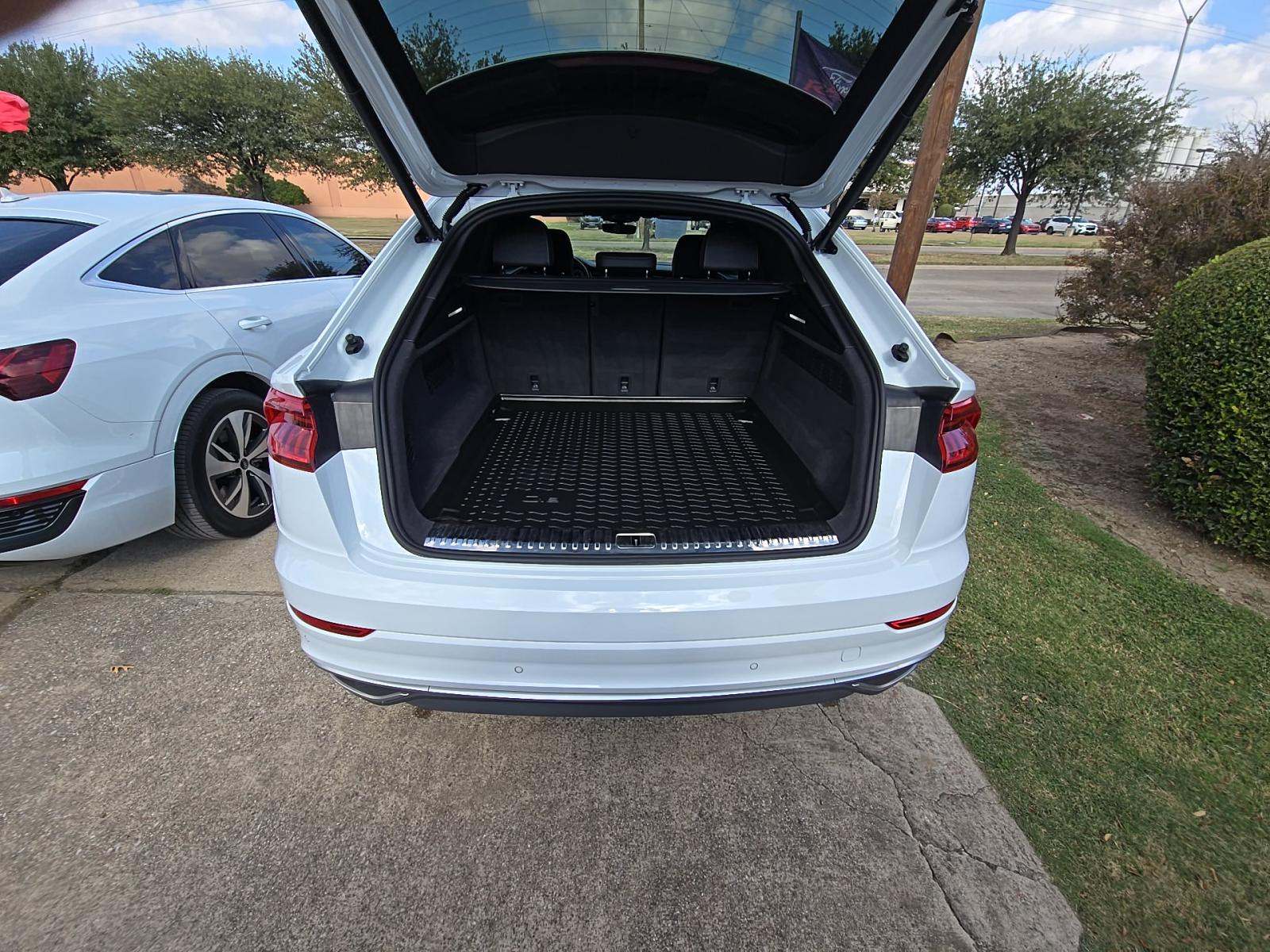 2023 Audi Q8 Premium Plus AWD