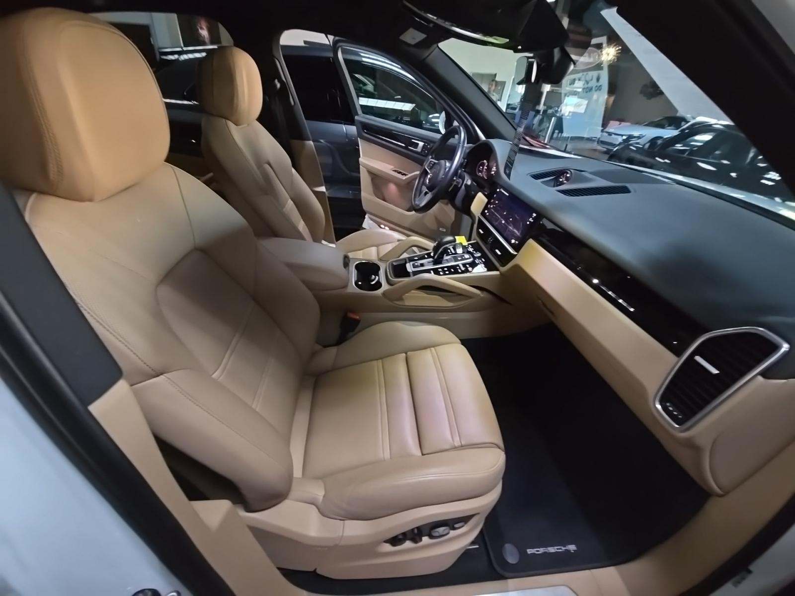 2022 Porsche Cayenne Base AWD