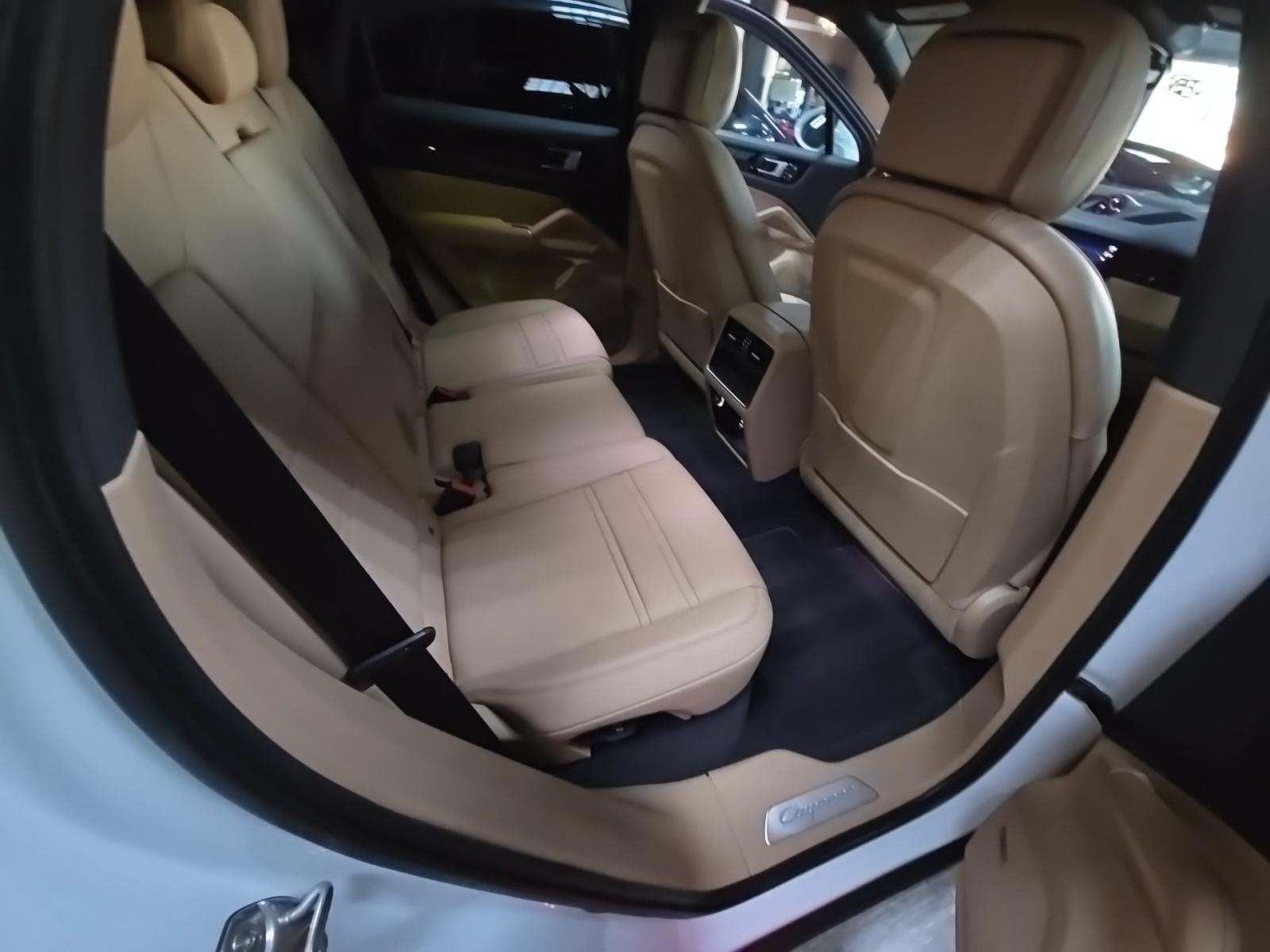 2022 Porsche Cayenne Base AWD