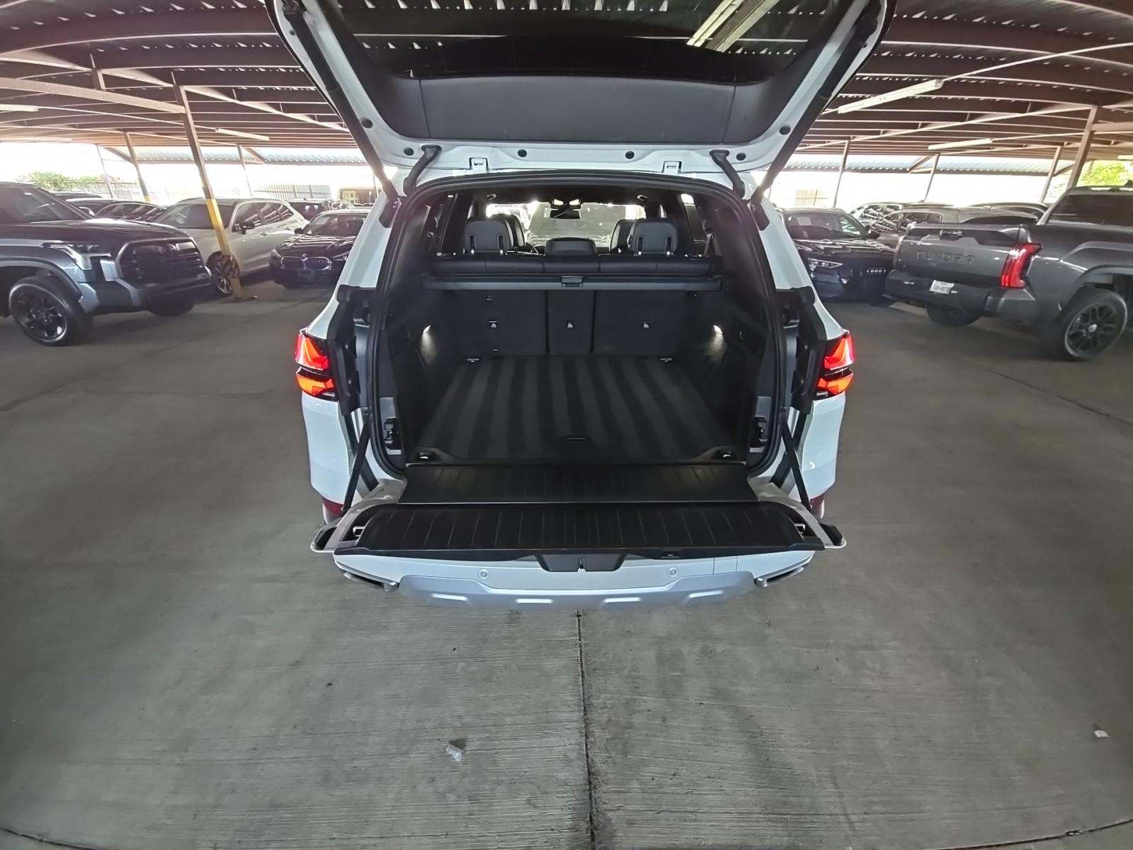 2025 BMW X5 sDrive40i RWD