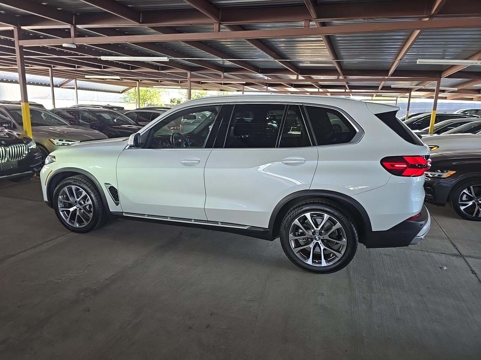 2025 BMW X5 sDrive40i RWD