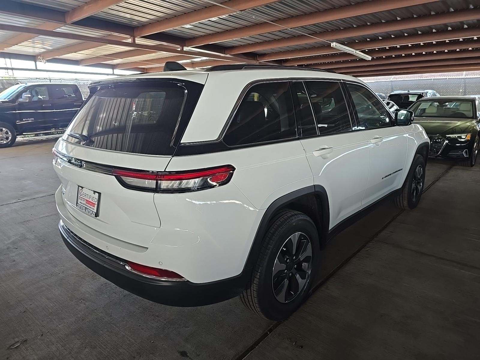 2022 Jeep Grand Cherokee 4xe AWD