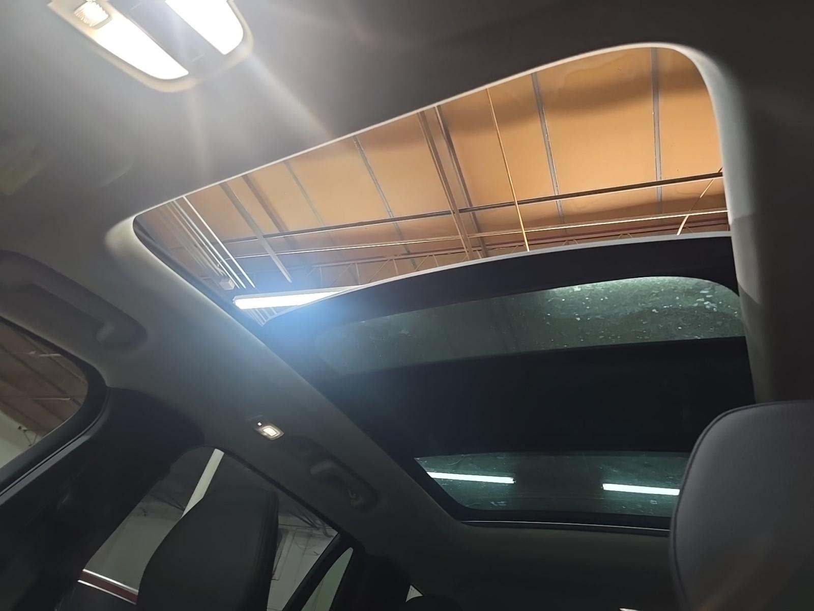 2025 Volvo XC90 B6 Plus AWD