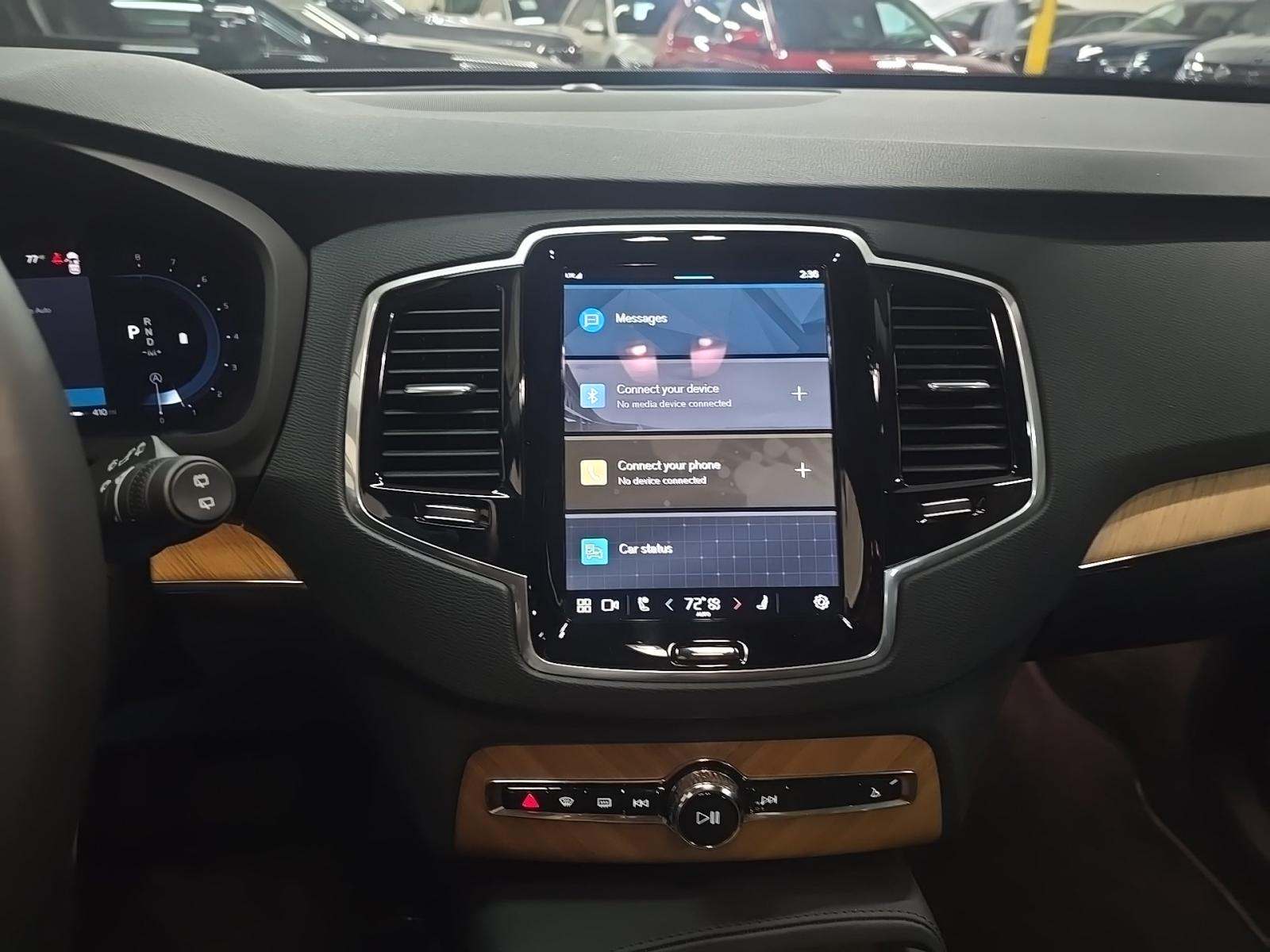 2025 Volvo XC90 B6 Plus AWD