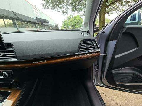 2022 Audi Q5 S line Premium Plus AWD