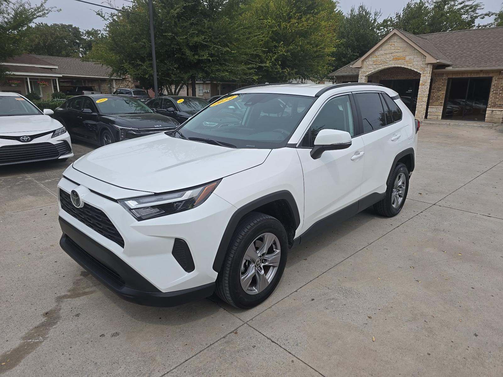 2024 Toyota RAV4 XLE AWD