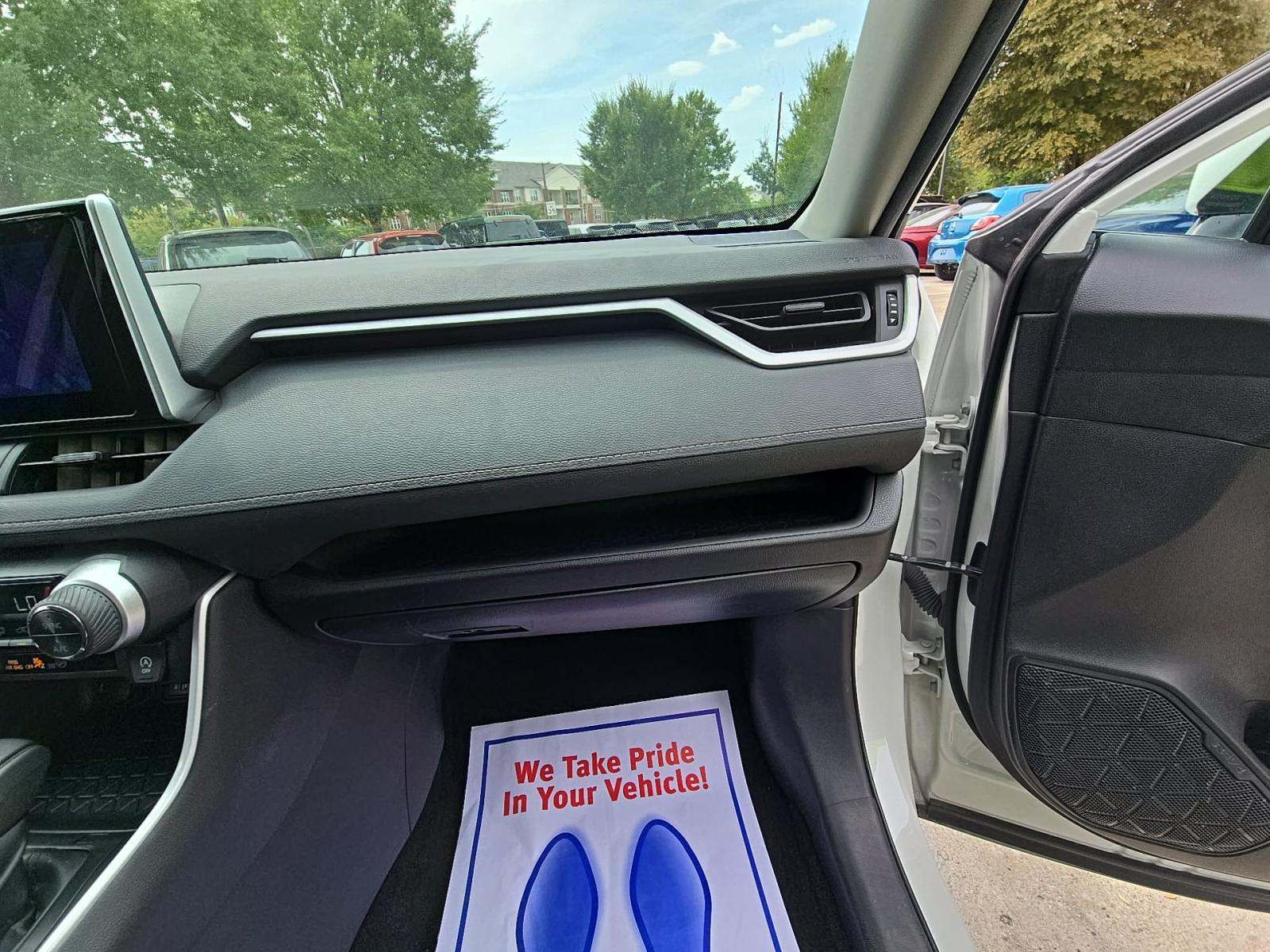 2024 Toyota RAV4 XLE AWD