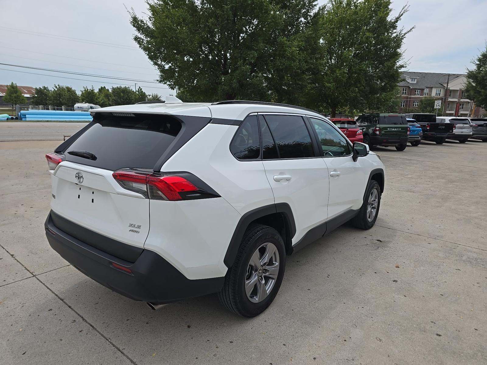 2024 Toyota RAV4 XLE AWD