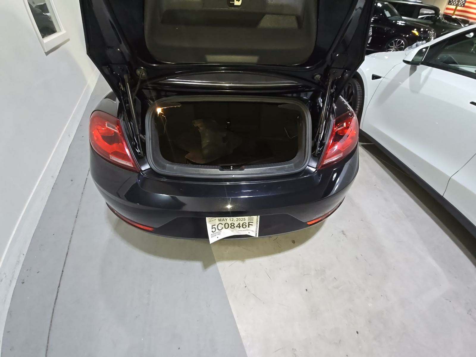 2017 Volkswagen Beetle 1.8T S FWD