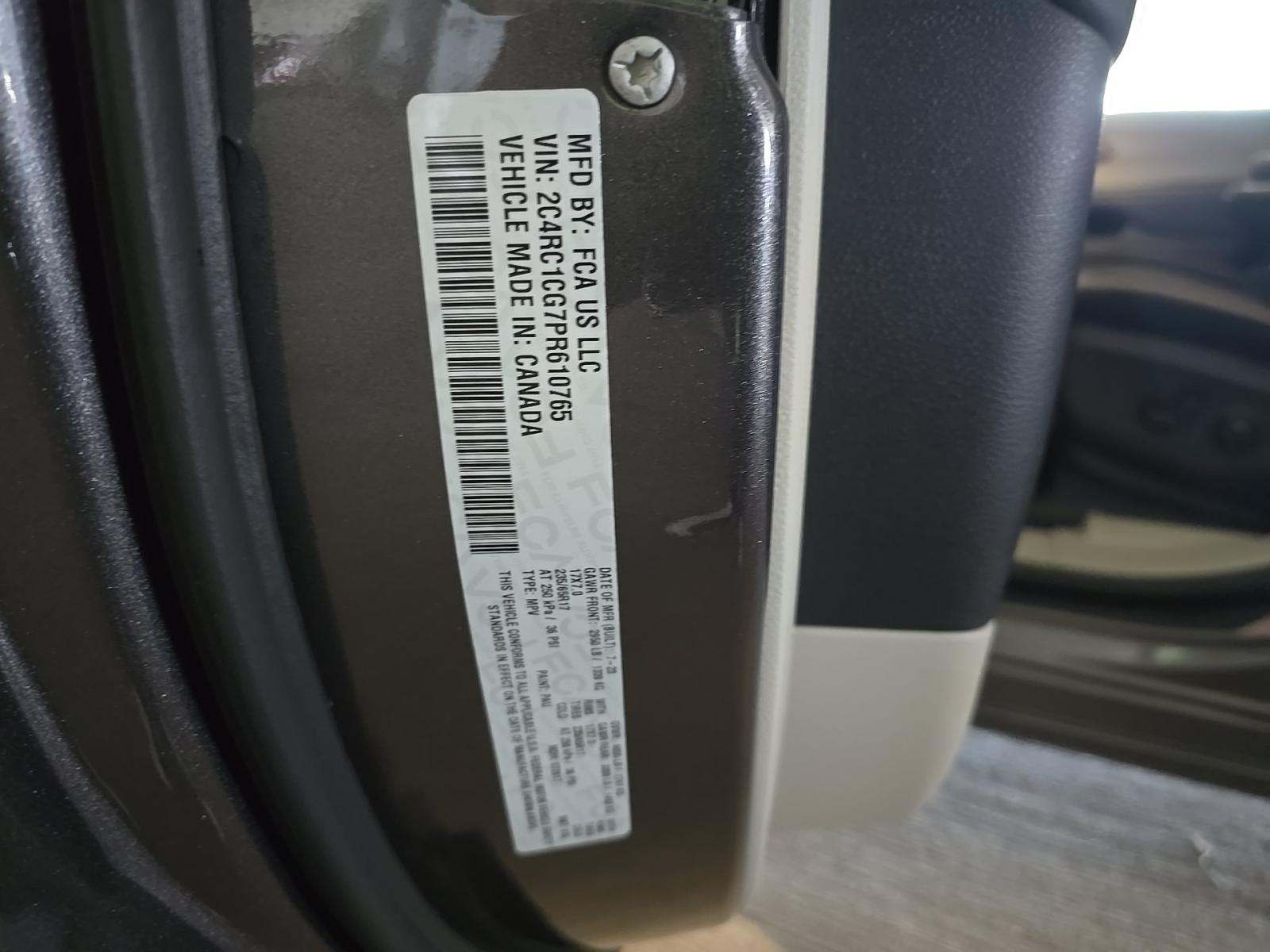 CHRYSLER VOYAGER - 5