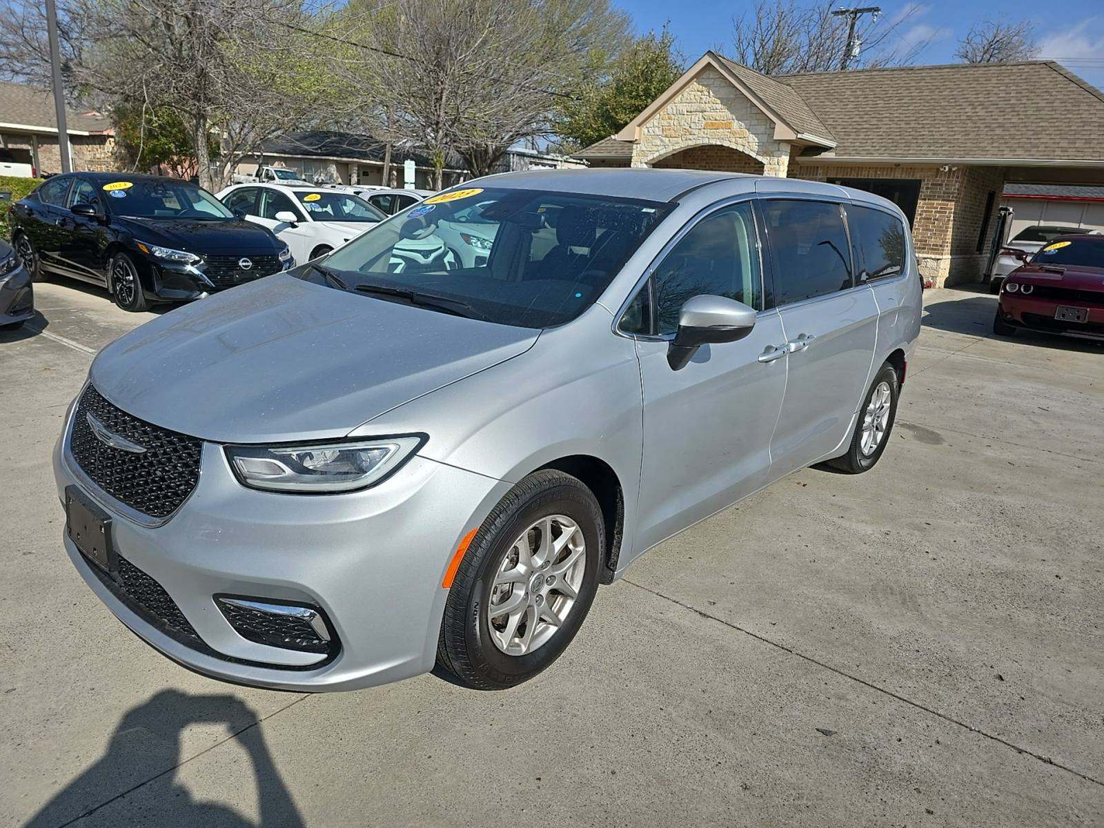2023 Chrysler Pacifica Touring L FWD