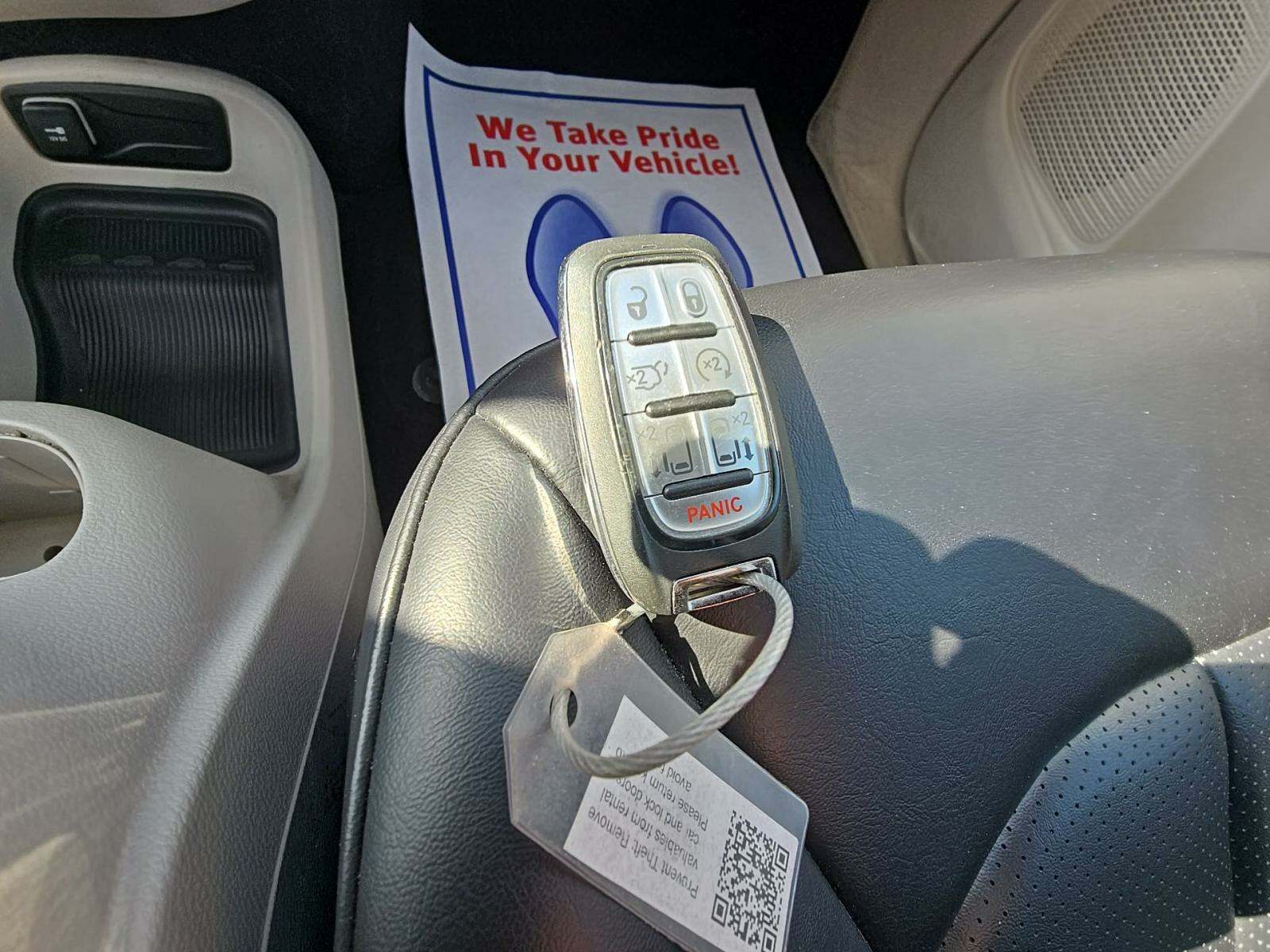 2023 Chrysler Pacifica Touring L FWD