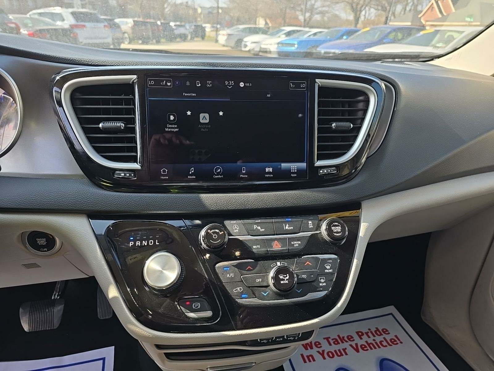 2023 Chrysler Pacifica Touring L FWD