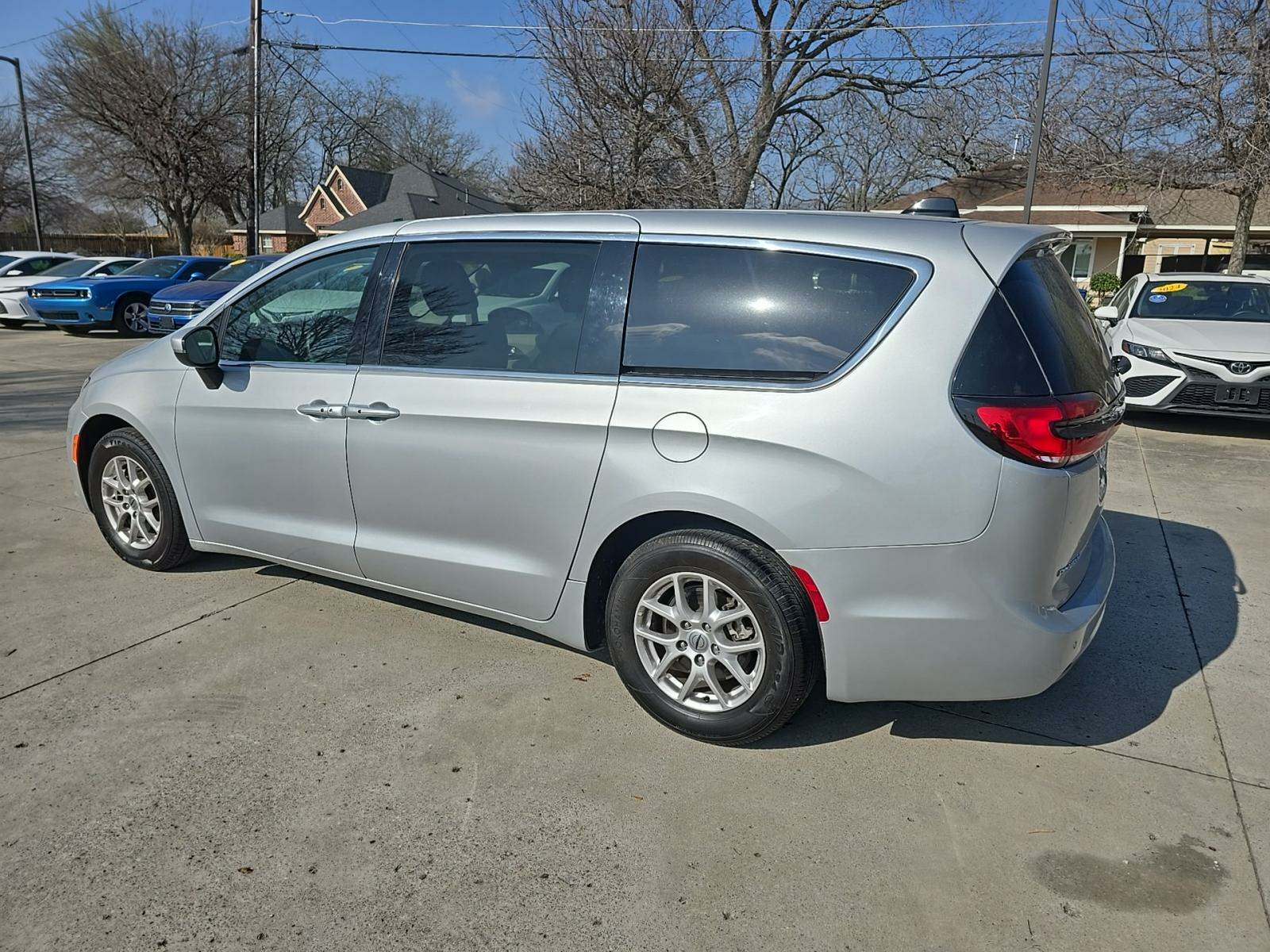 2023 Chrysler Pacifica Touring L FWD