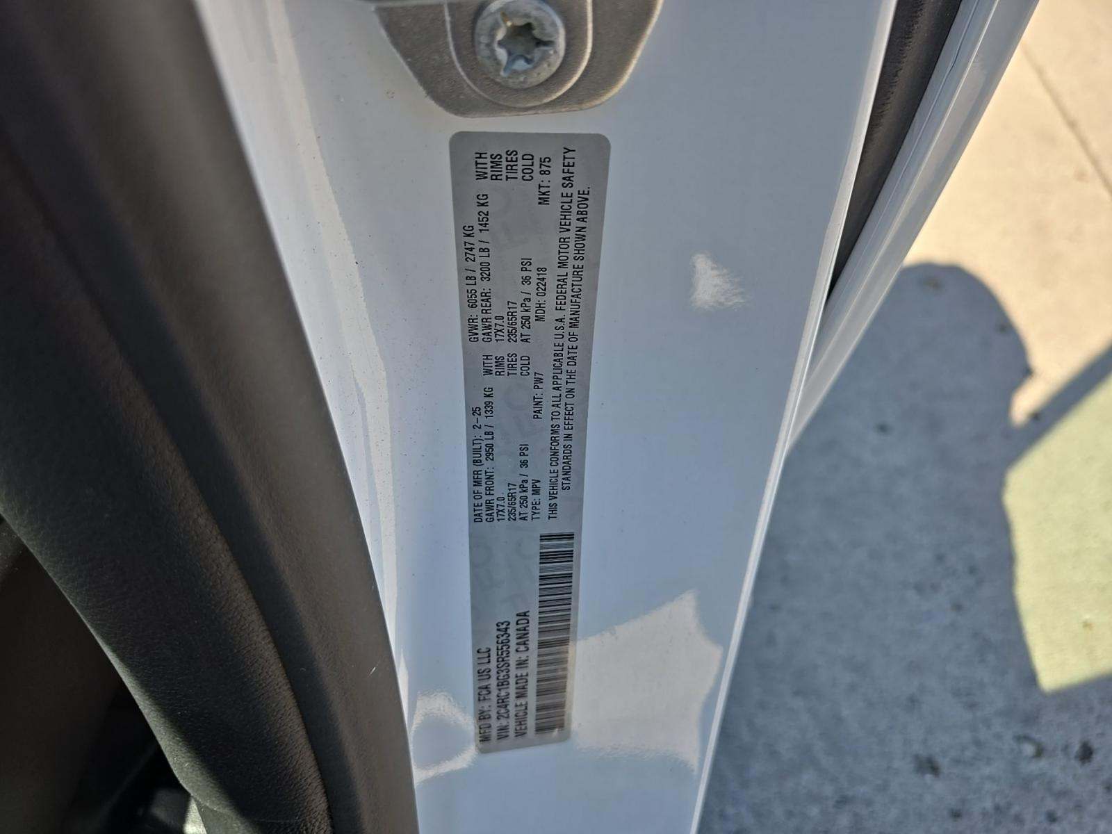 2025 Chrysler Pacifica Select FWD