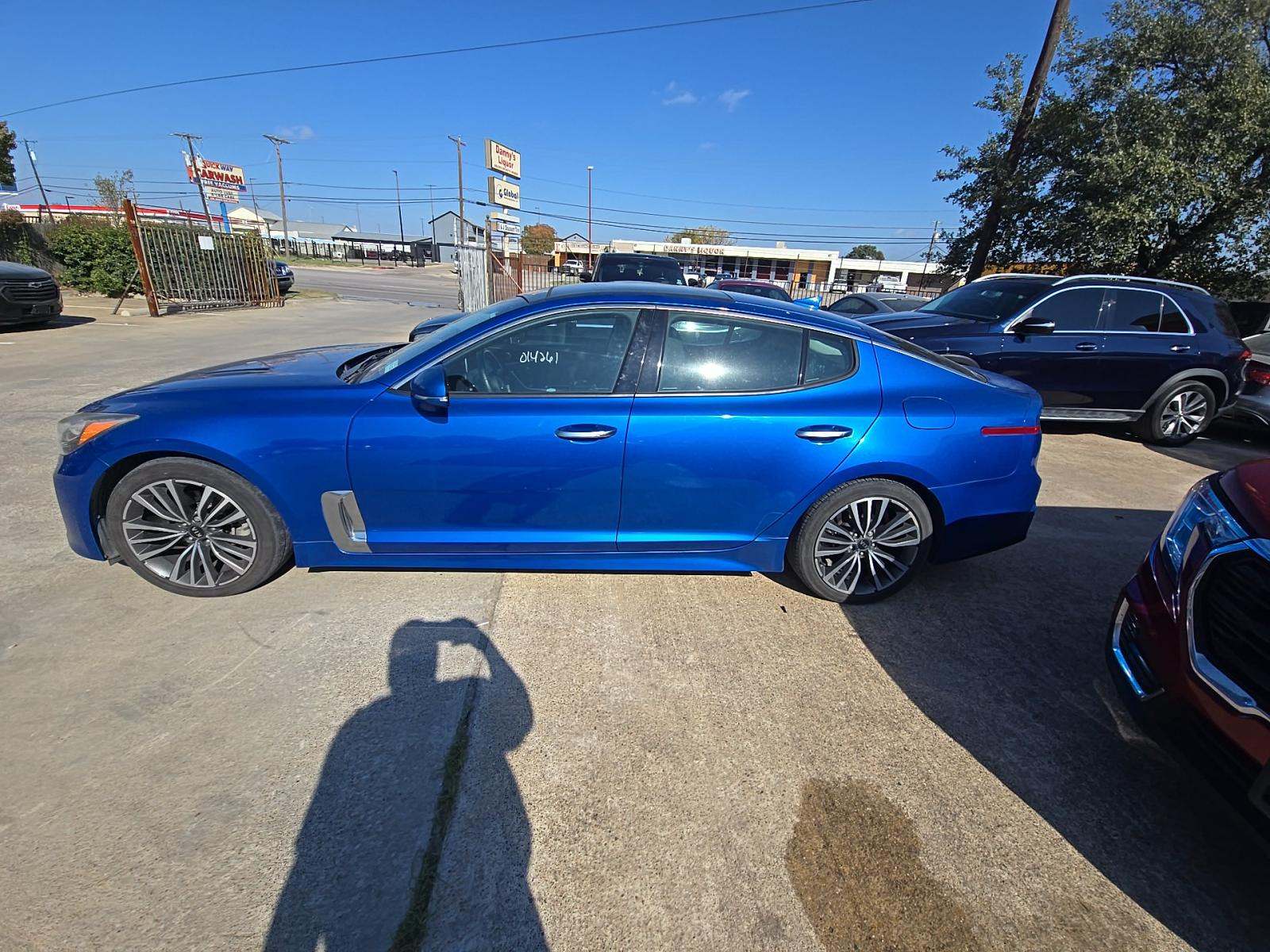 2018 Kia Stinger Premium RWD