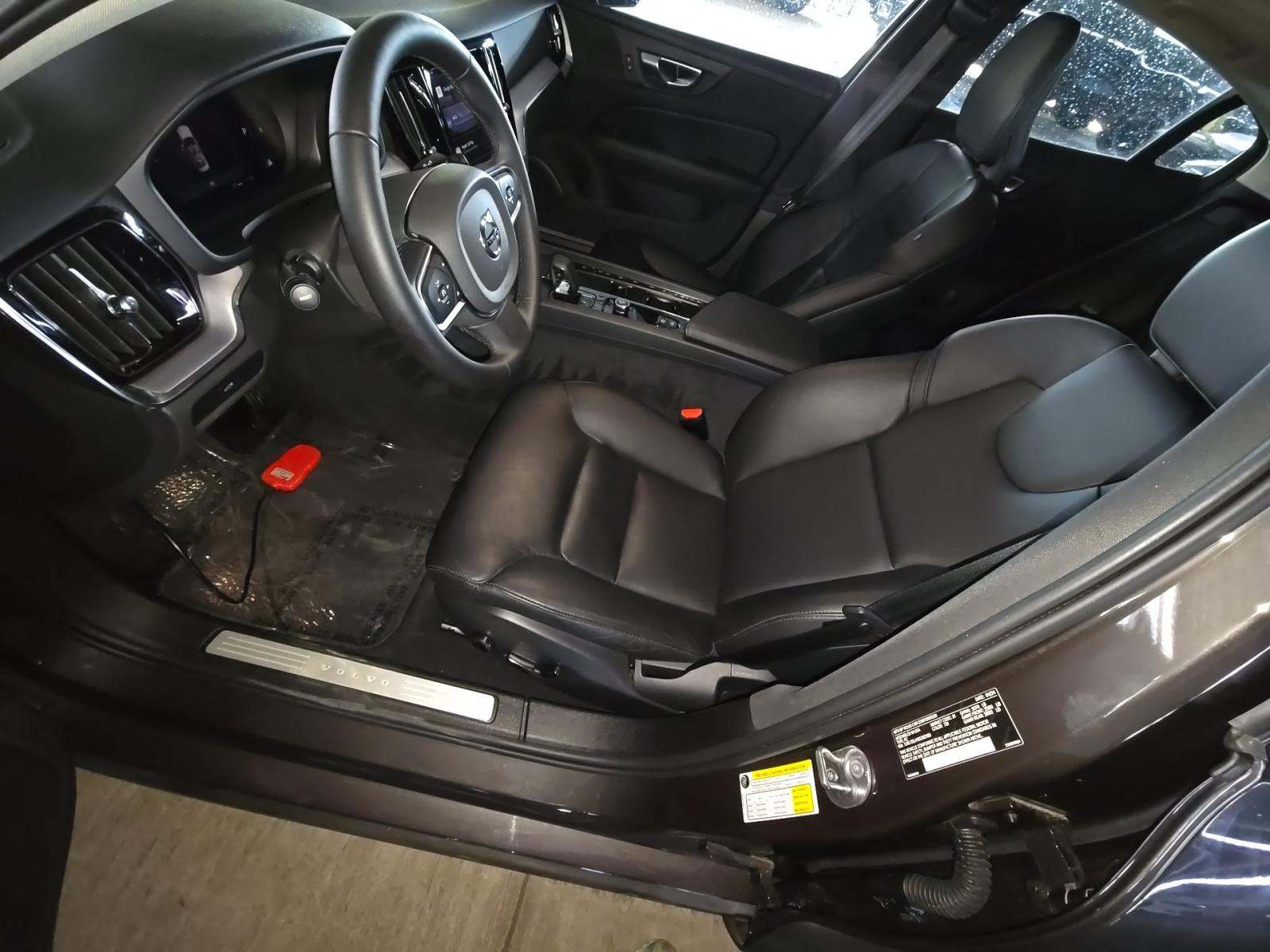 2025 Volvo S60 B5 Core AWD