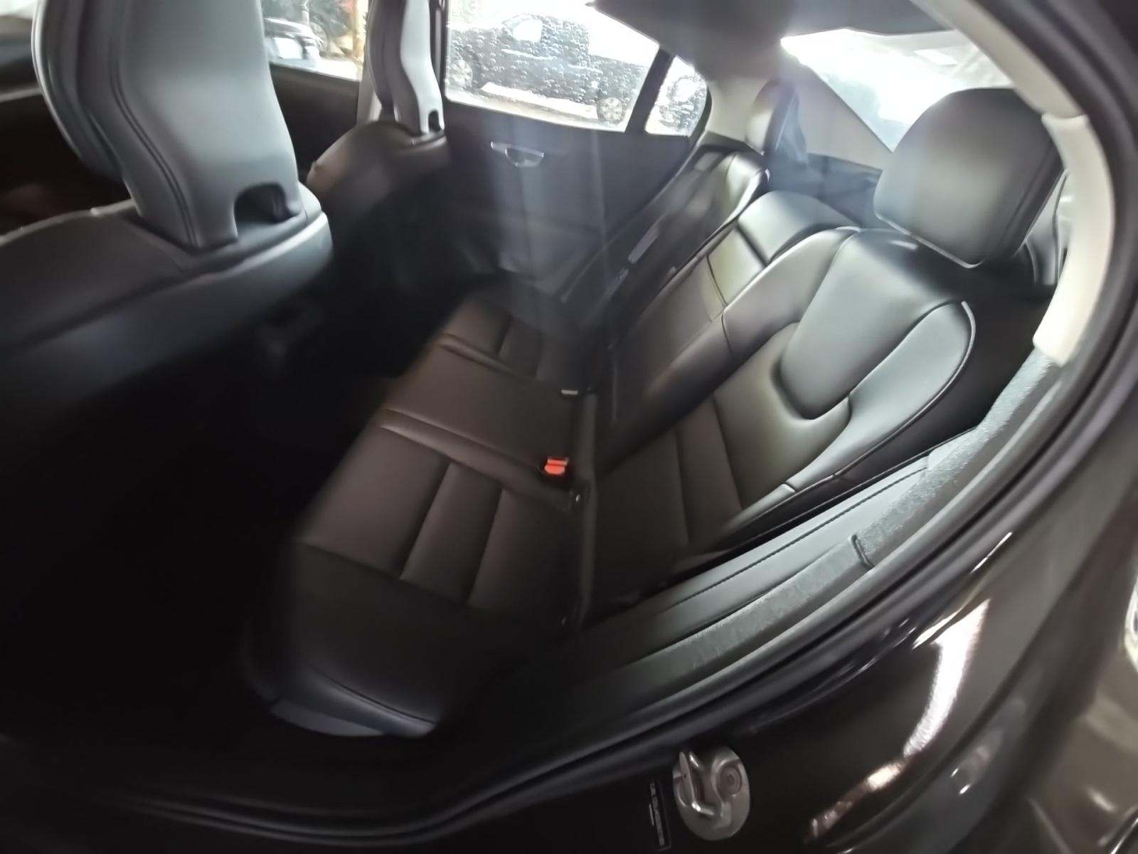 2025 Volvo S60 B5 Core AWD