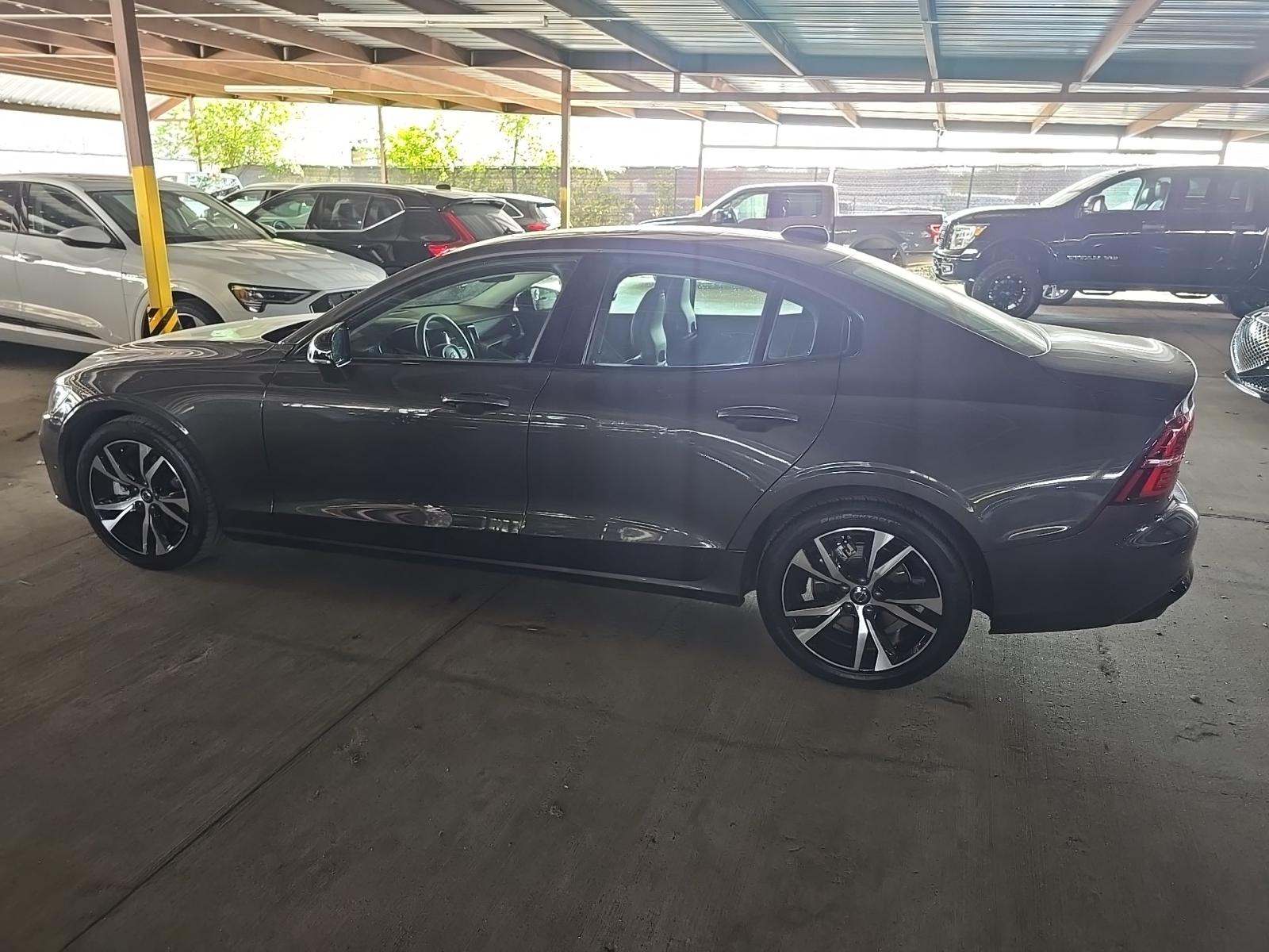 2025 Volvo S60 B5 Core AWD