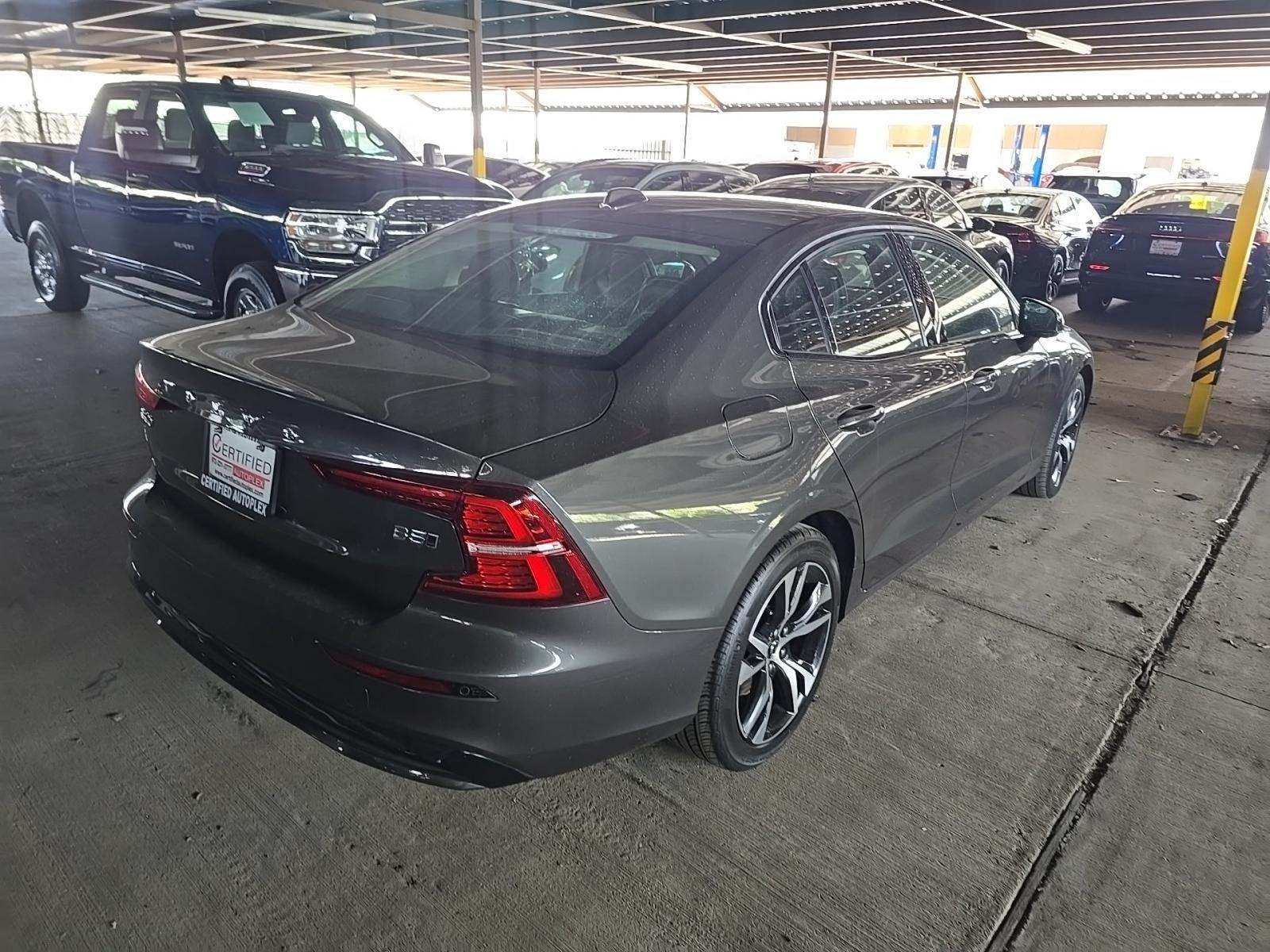 2025 Volvo S60 B5 Core AWD
