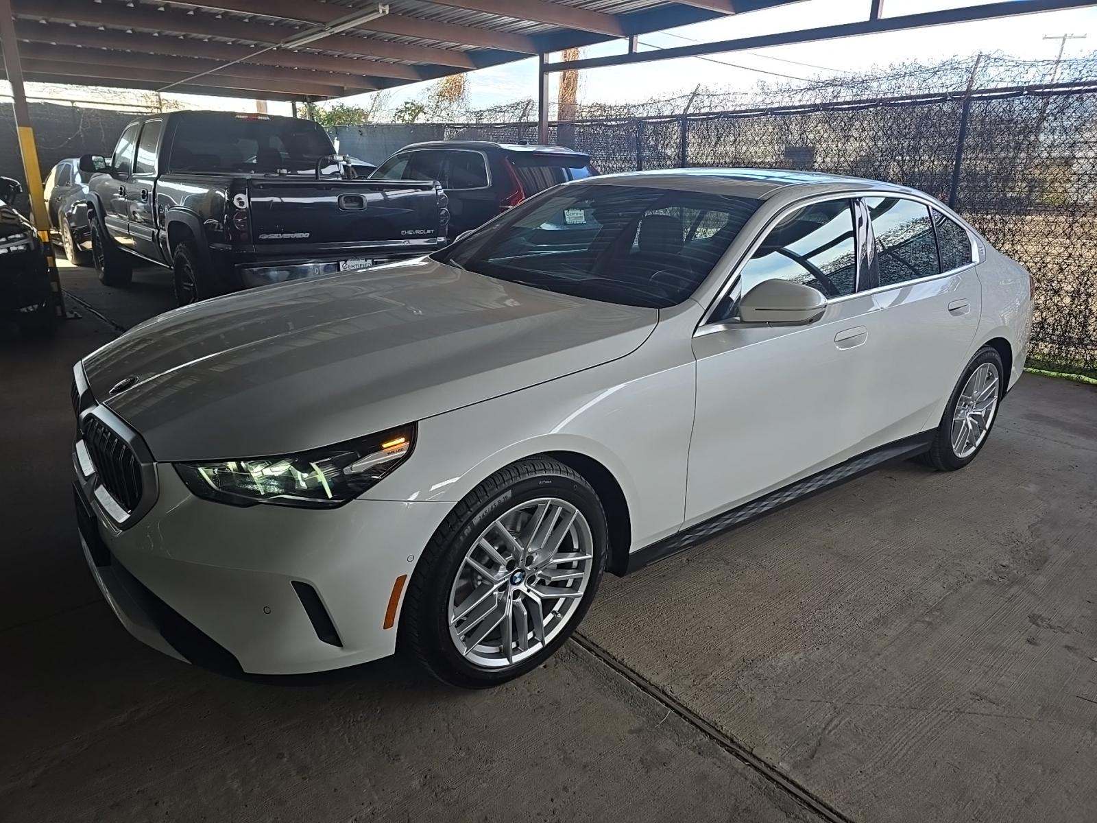 2025 BMW 5 Series Sedan 530i xDrive