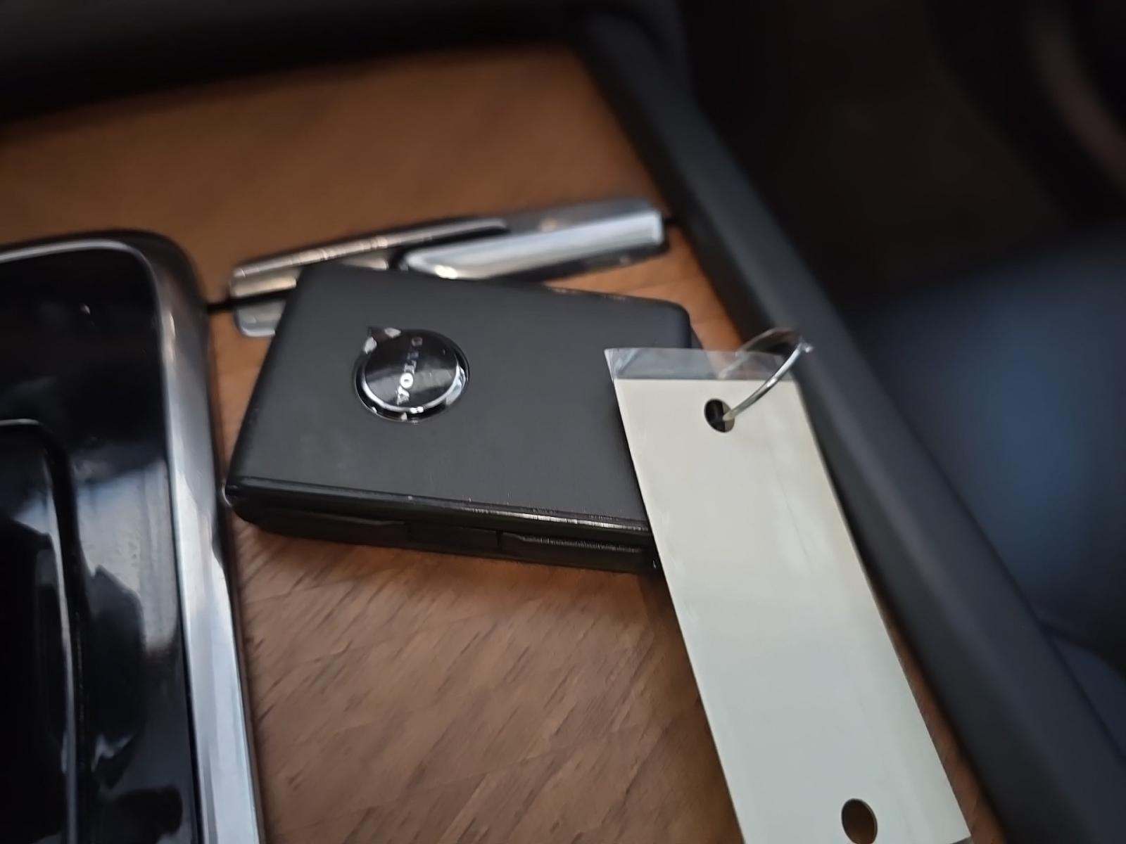 2025 Volvo XC90 B6 Ultra AWD