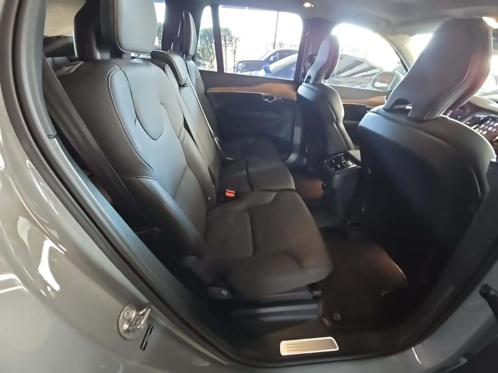 2025 Volvo XC90 B6 Ultra AWD