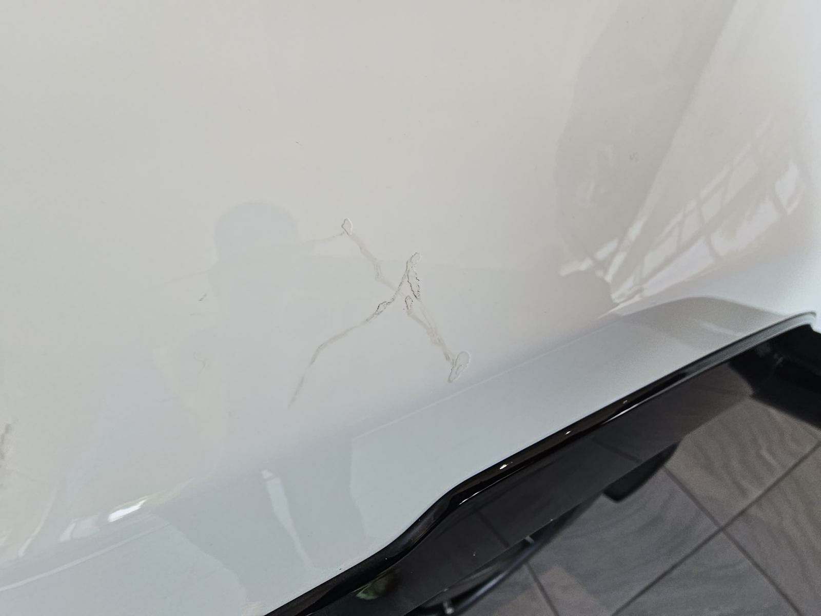 2024 Land Rover Defender 130 X-Dynamic SE AWD