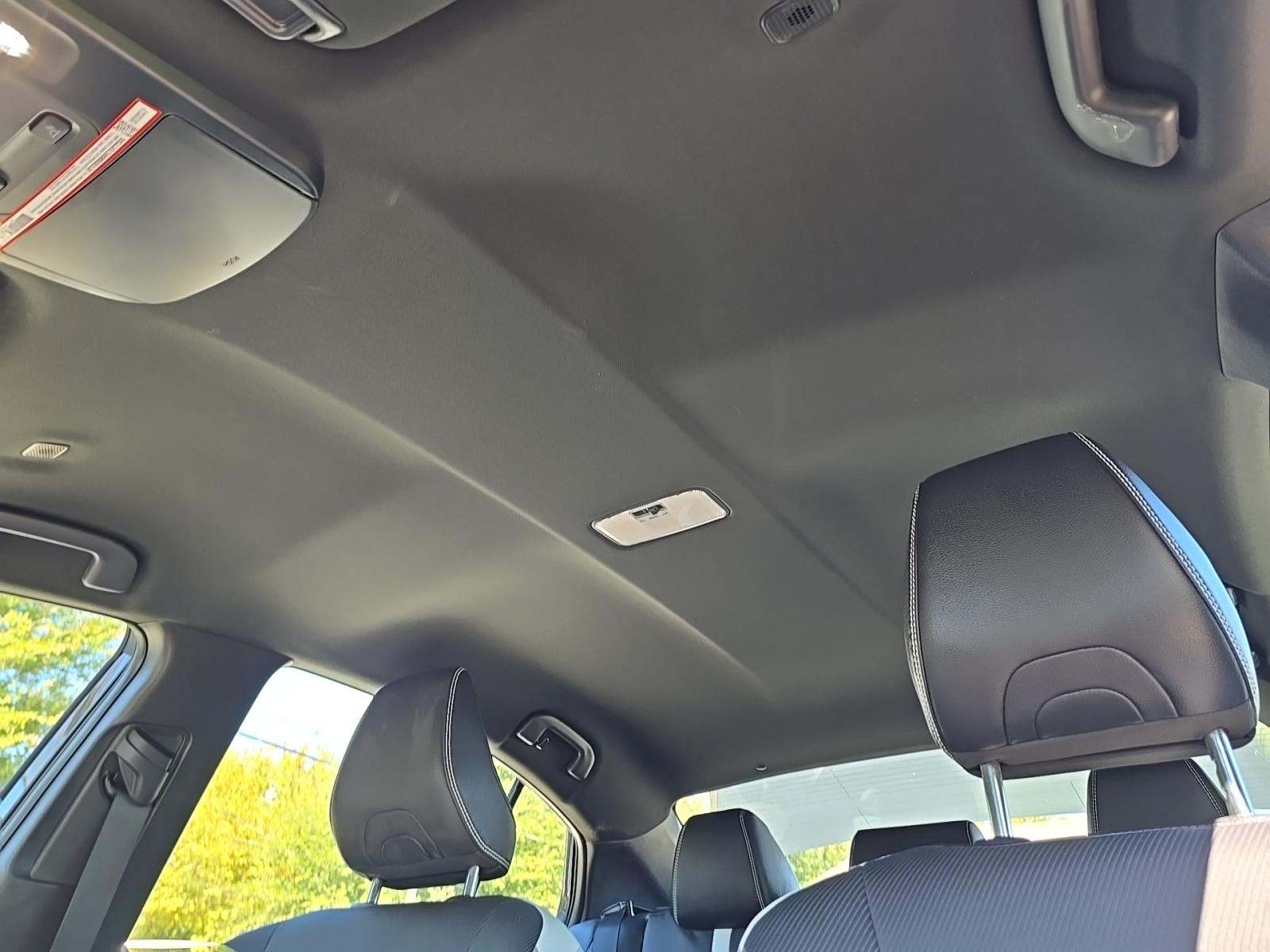 2025 Toyota Camry SE FWD