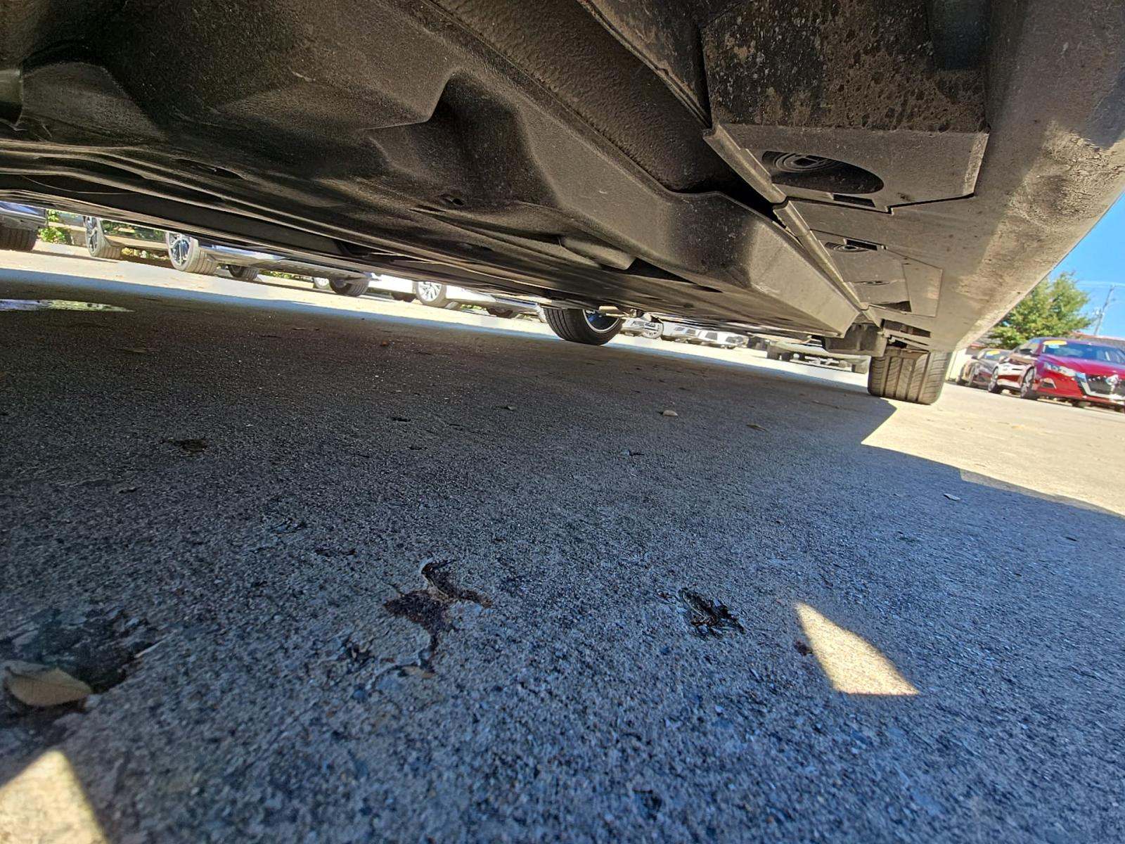 2025 Toyota Camry SE FWD