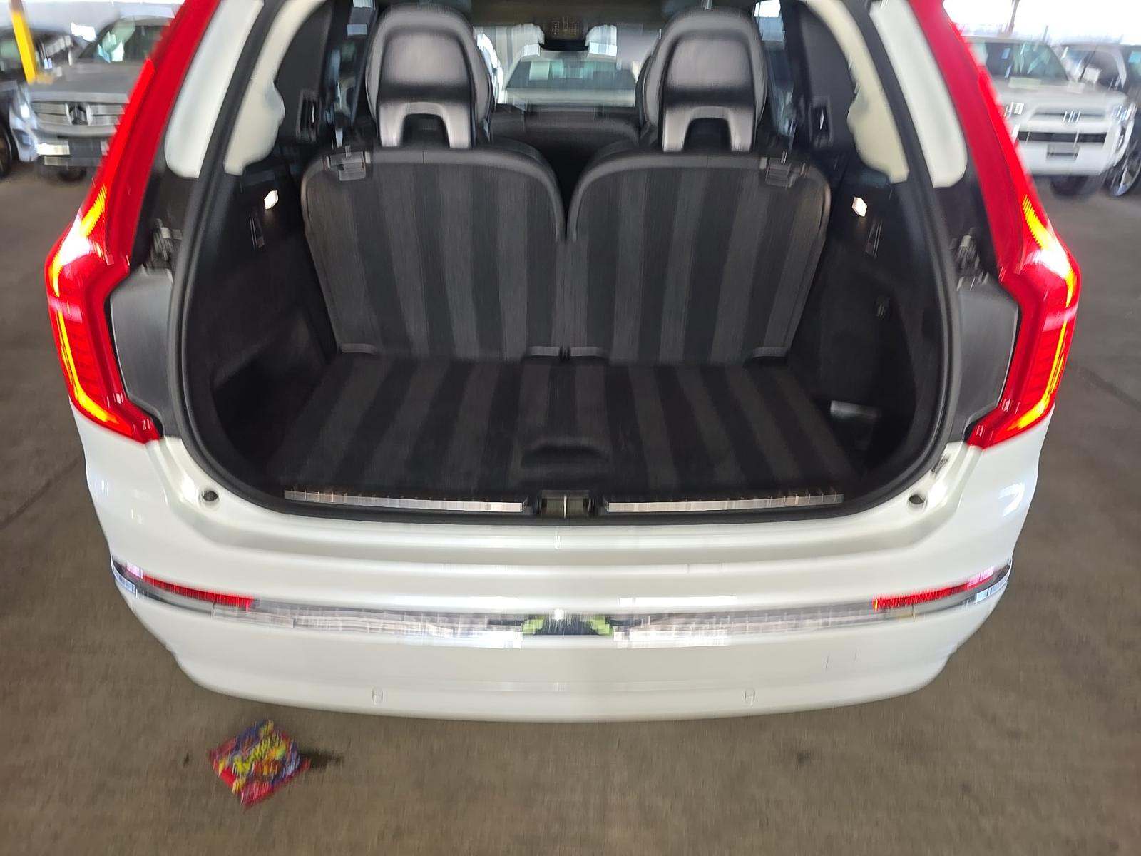 2025 Volvo XC90 B6 Plus AWD