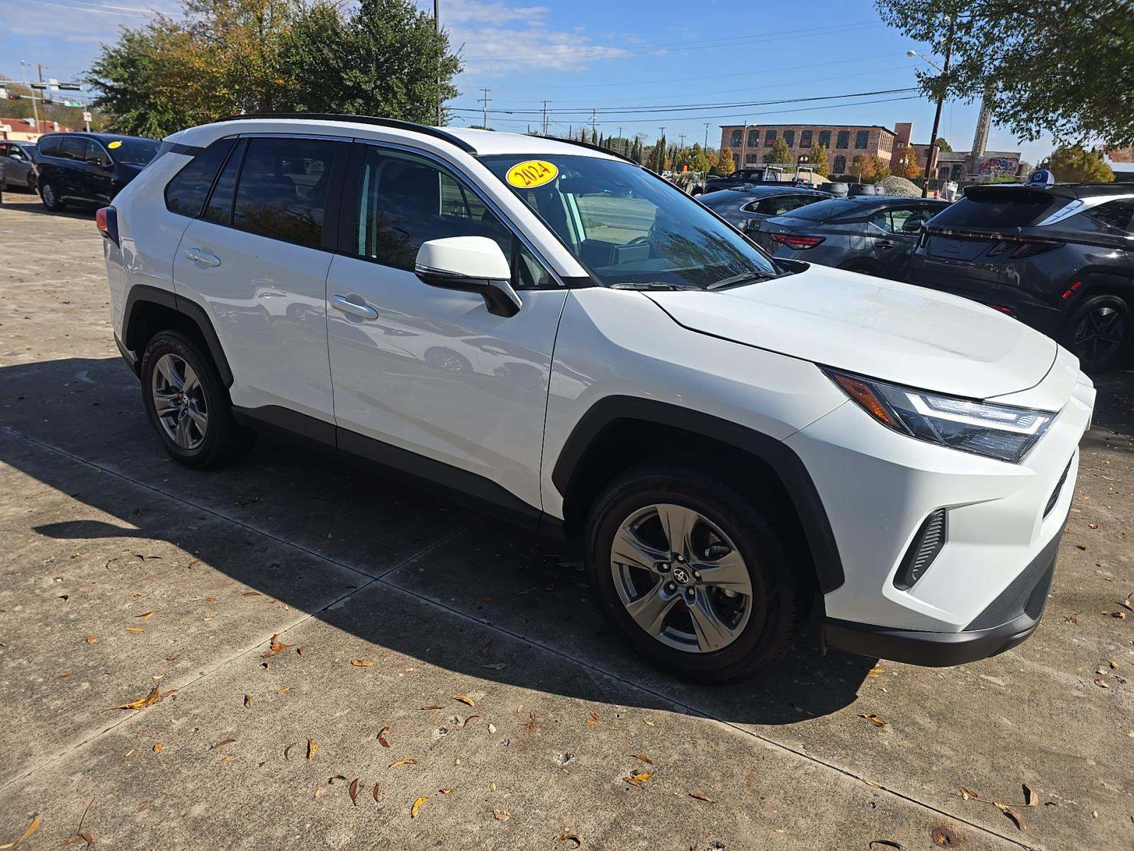 2024 Toyota RAV4 XLE AWD