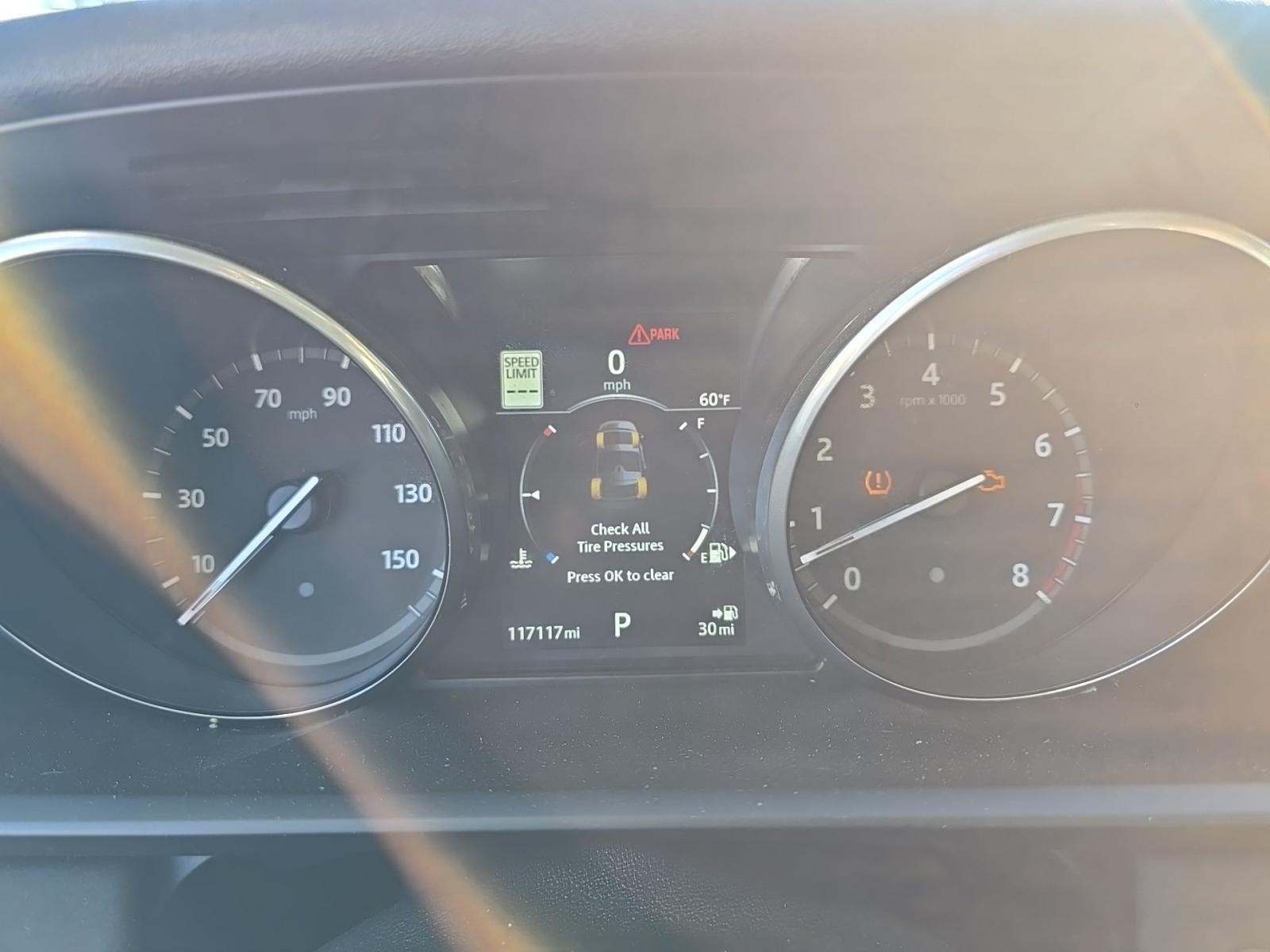 2017 Land Rover Discovery HSE AWD