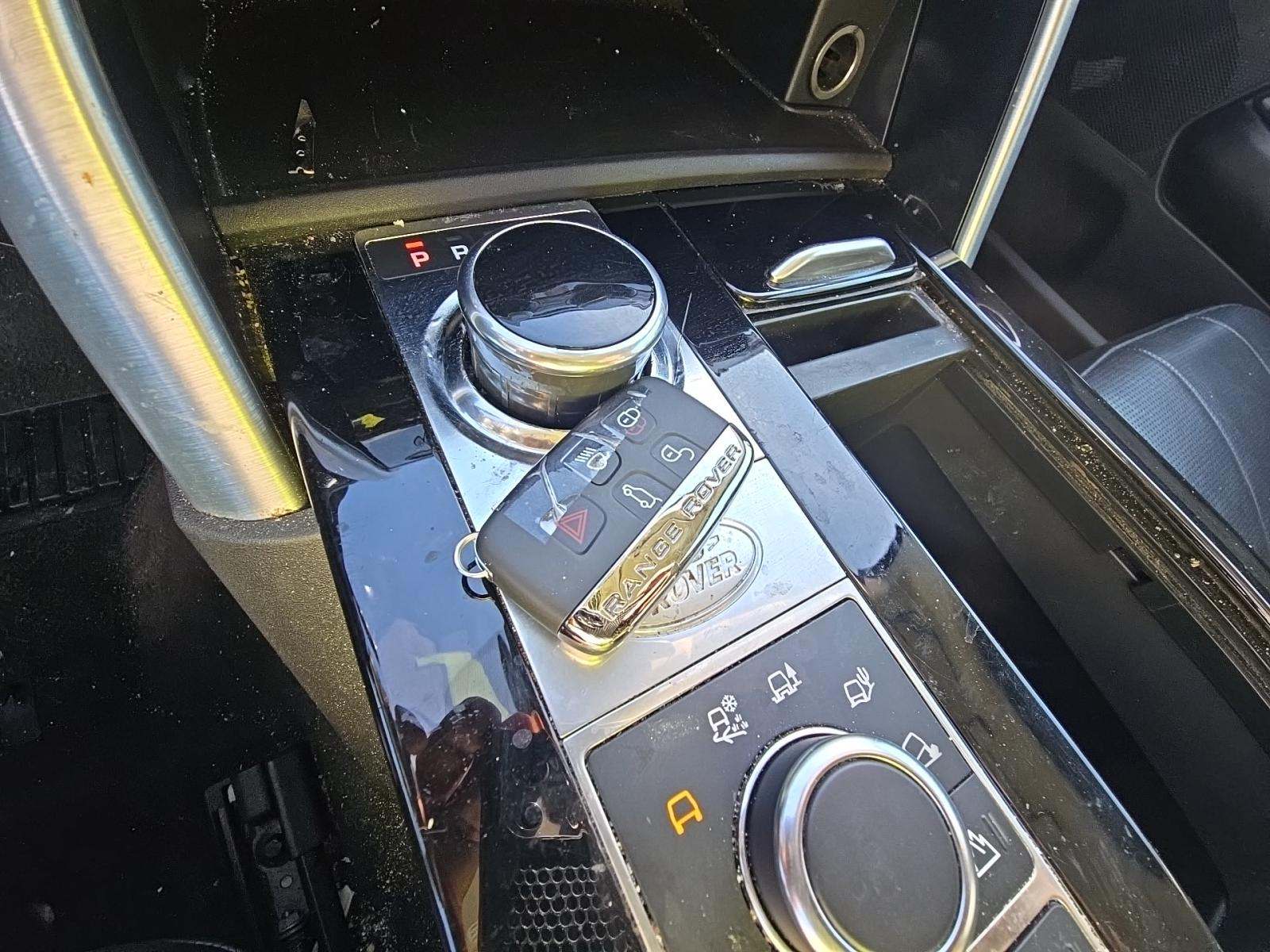 2017 Land Rover Discovery HSE AWD