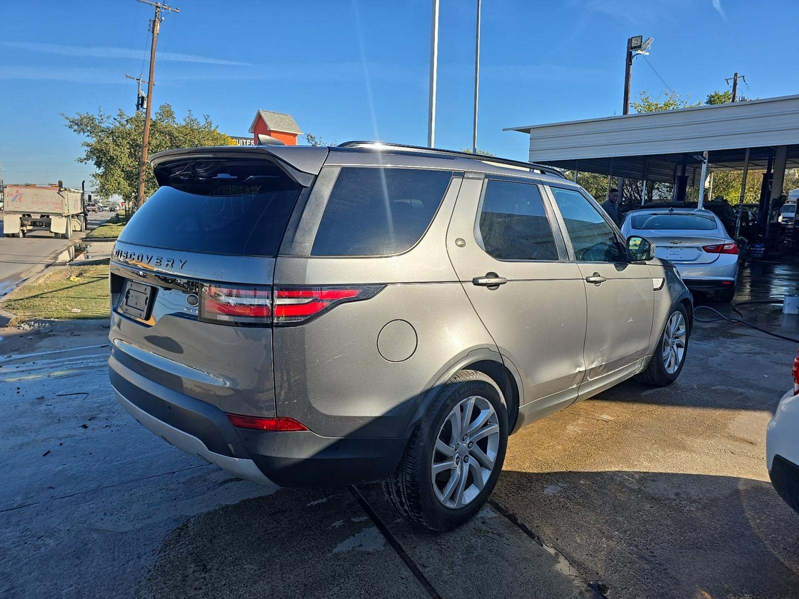 2017 Land Rover Discovery HSE AWD