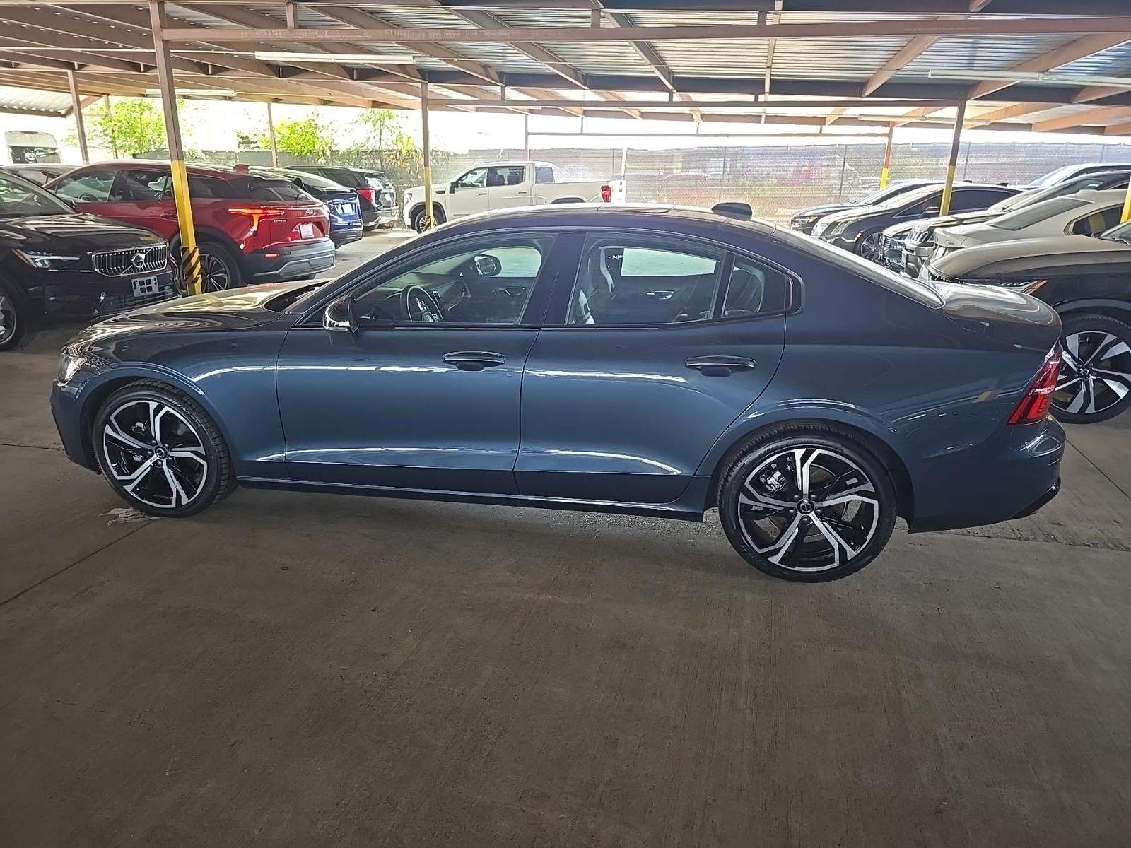 2025 Volvo S60 B5 Core AWD