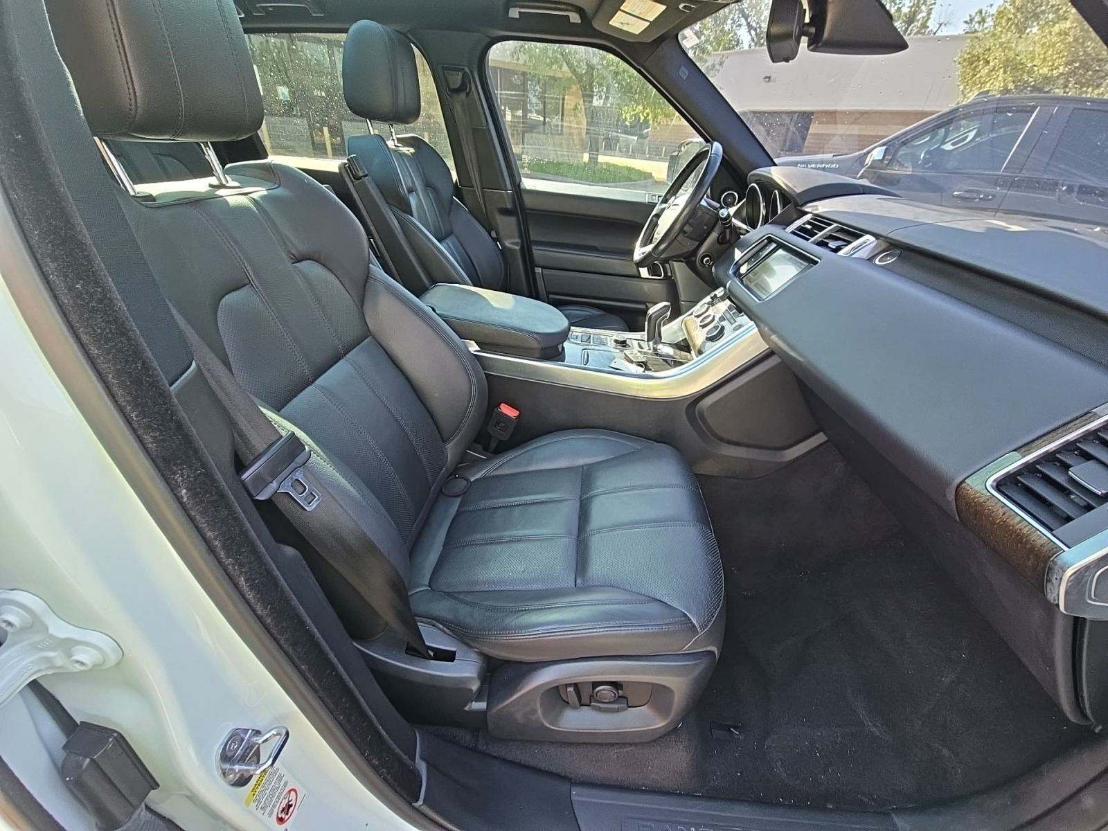 2016 Land Rover Range Rover Sport SE AWD