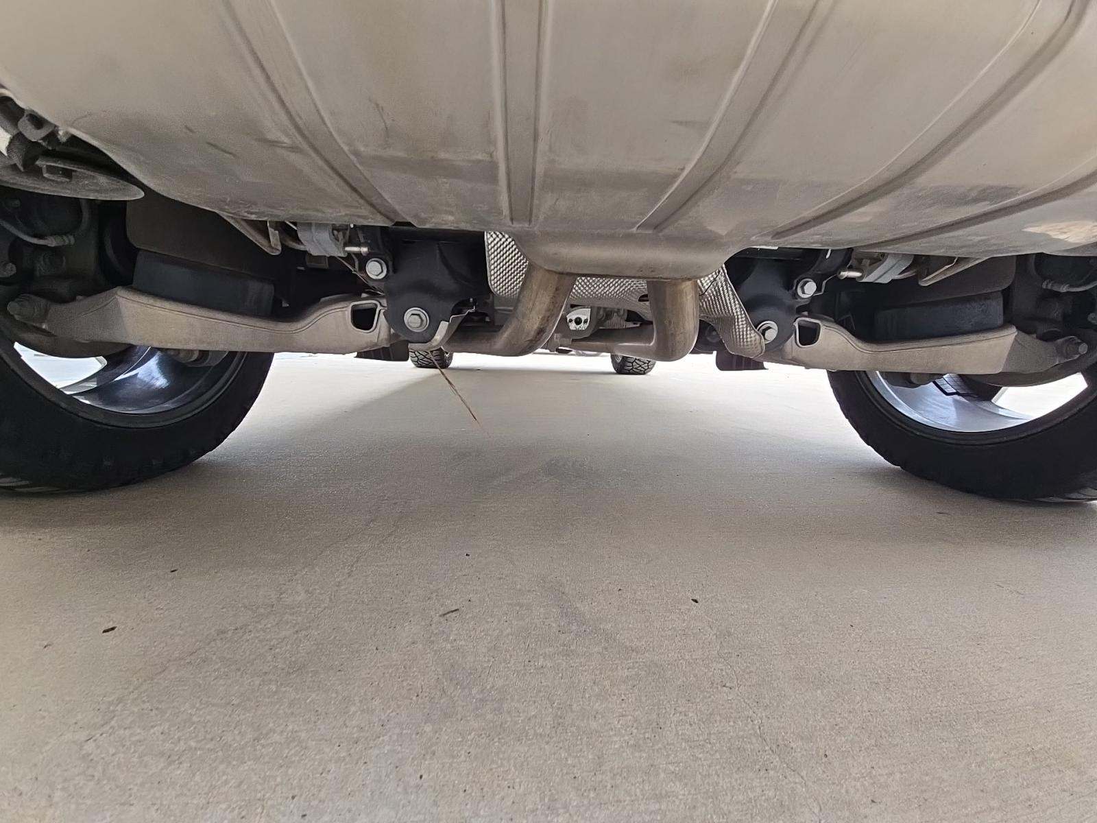 2023 Land Rover Defender 110 V8 AWD