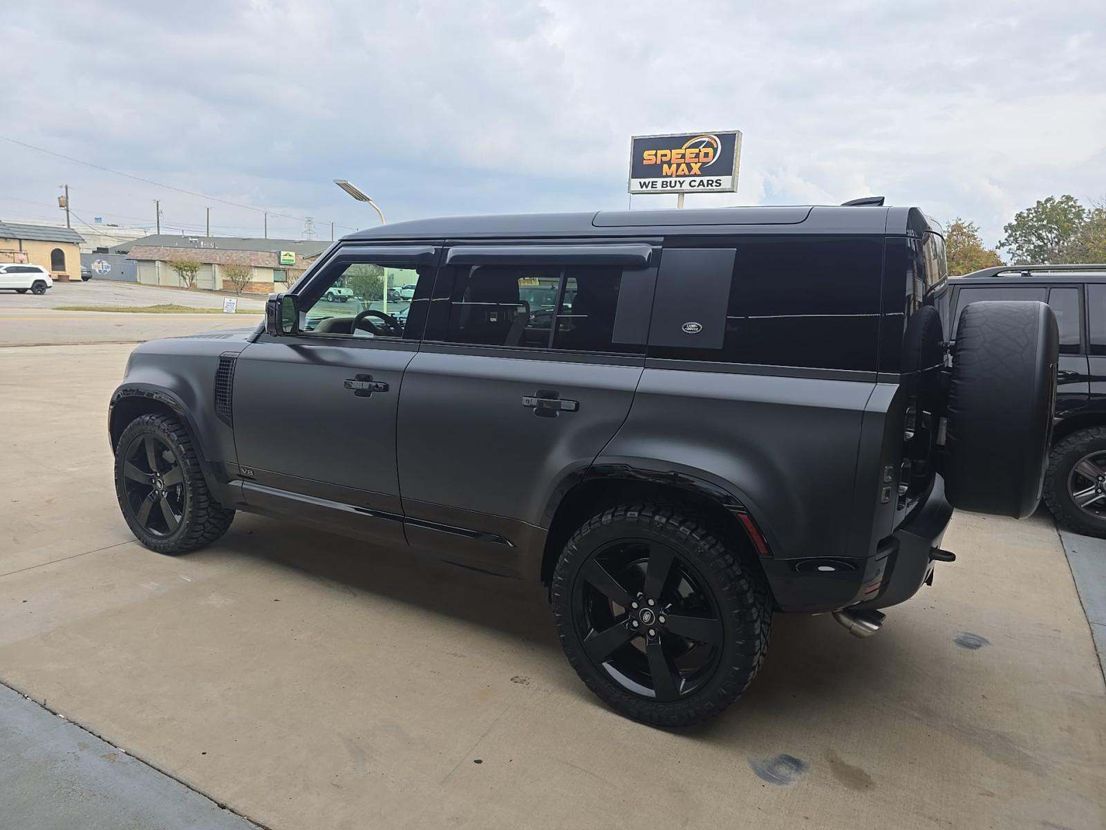 2023 Land Rover Defender 110 V8 AWD