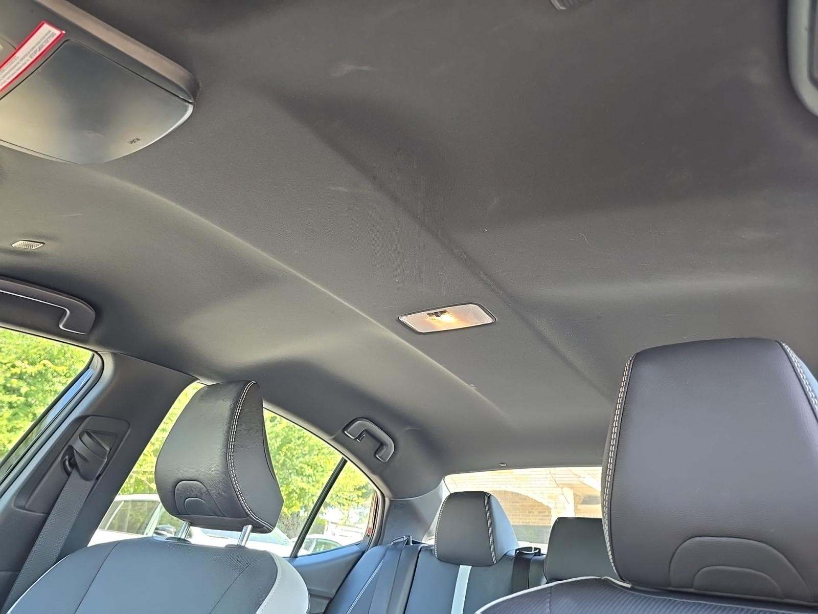 2025 Toyota Camry SE FWD