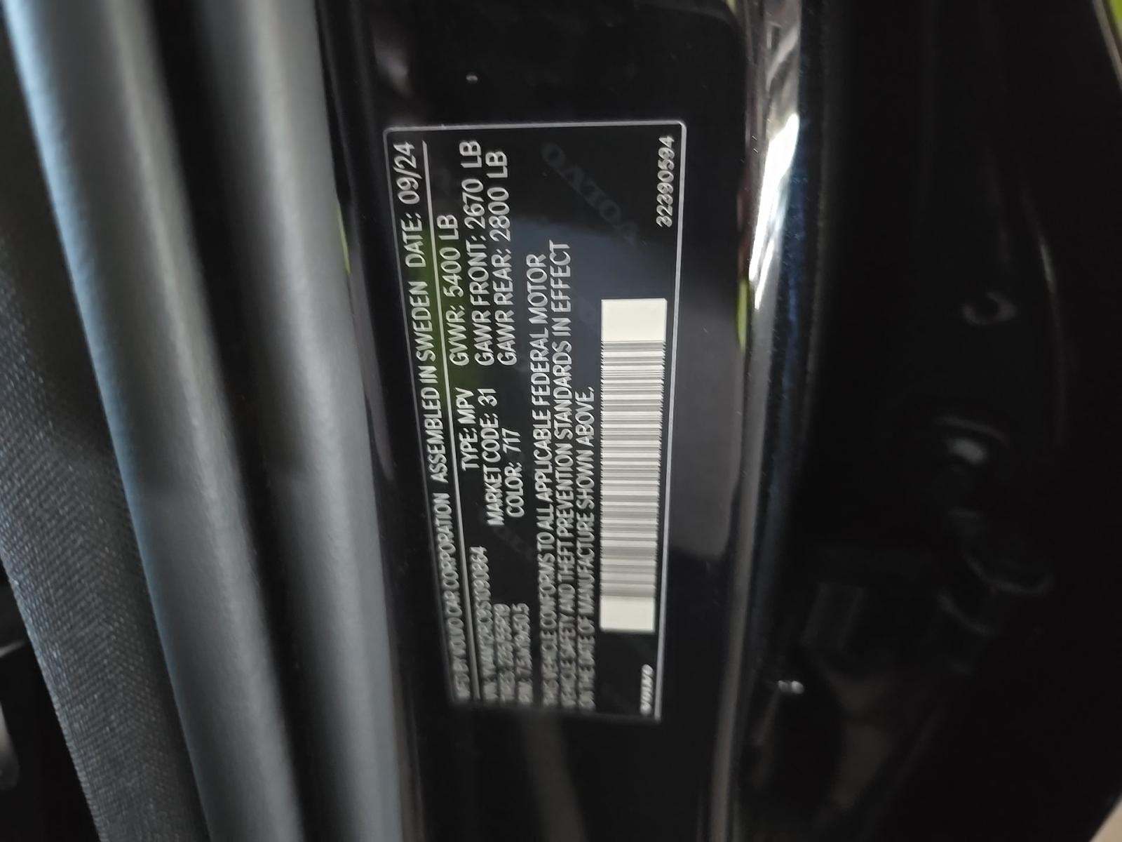 2025 Volvo XC60 B5 Plus AWD