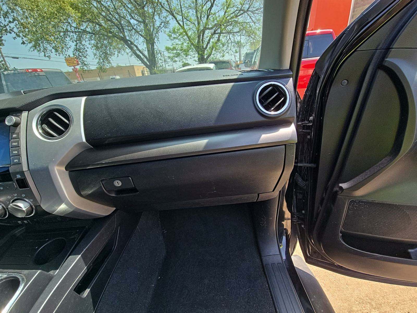 2020 Toyota Tundra SR5 AWD