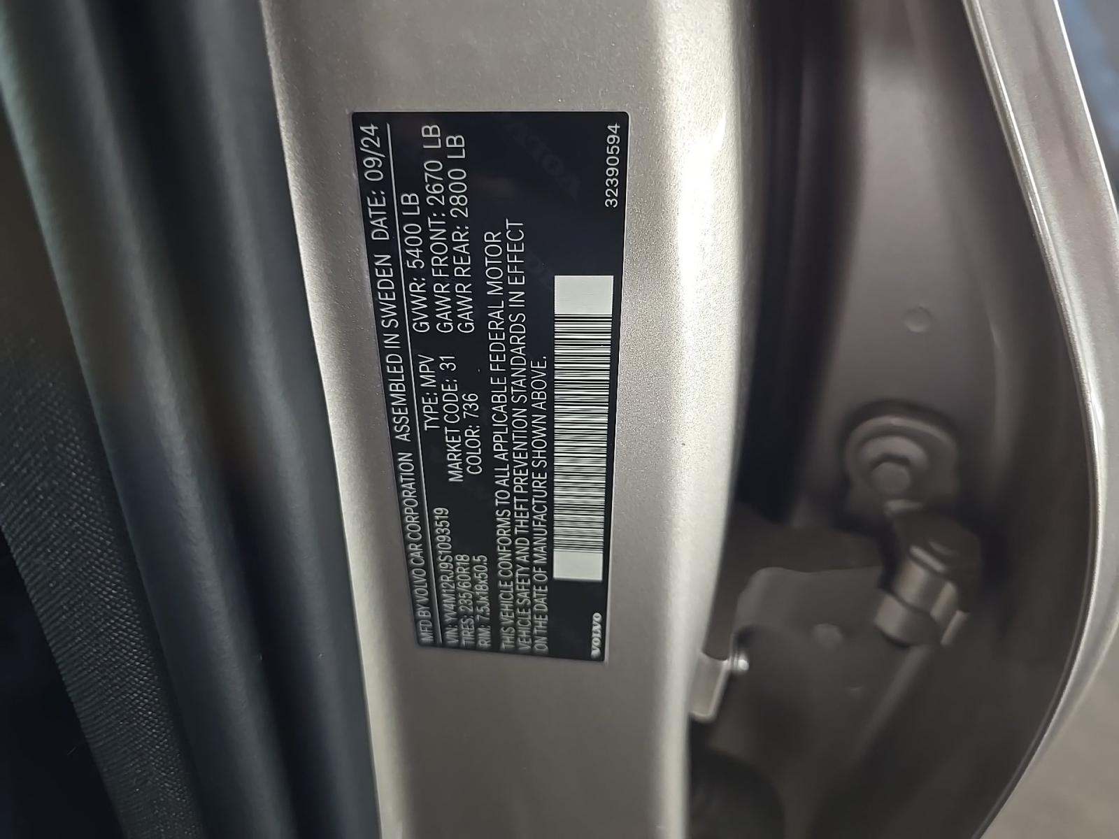 2025 Volvo XC60 B5 Core AWD