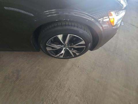 2025 Volvo S60 B5 Core AWD