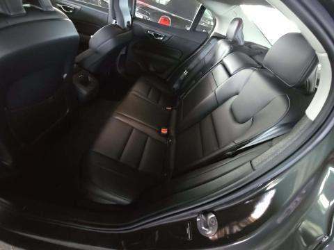 2025 Volvo S60 B5 Core AWD