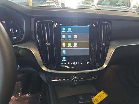 2025 Volvo S60 B5 Core AWD