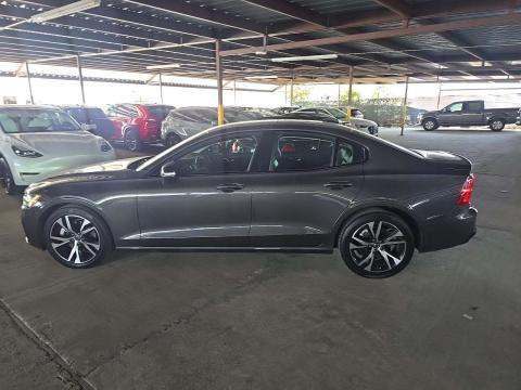 2025 Volvo S60 B5 Core AWD