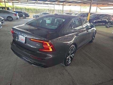 2025 Volvo S60 B5 Core AWD